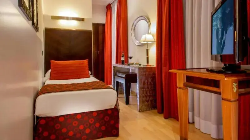 TV and multimedia, Bed in Hotel Morgana TV and multimedia, Bed in Hotel Morgana