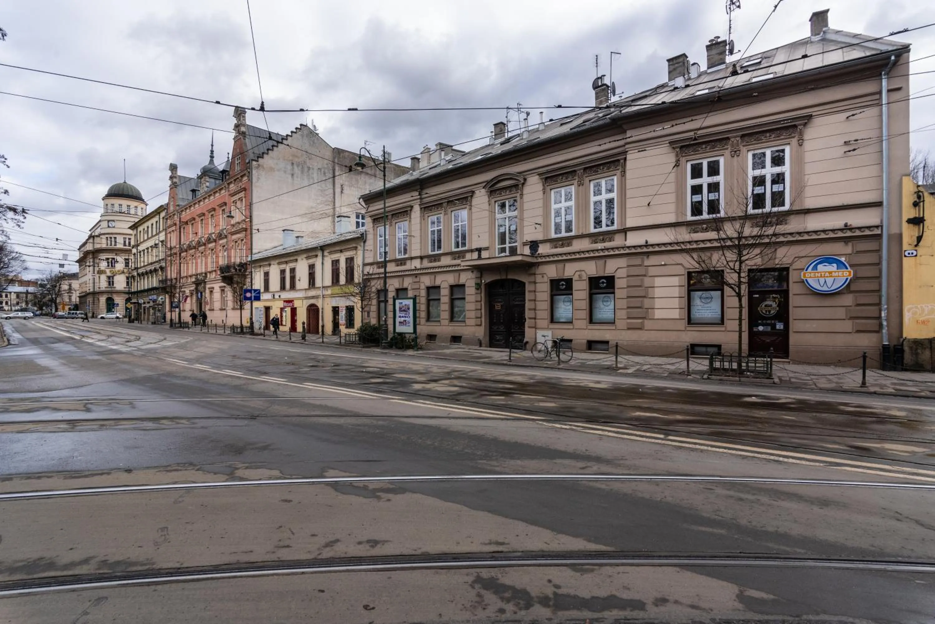 Property building in Modern Centrally Located Apartments - by Upstairs