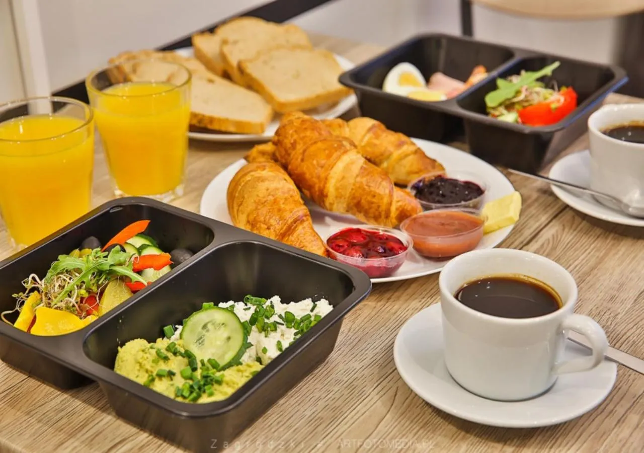 Breakfast in Modern Centrally Located Apartments - by Upstairs