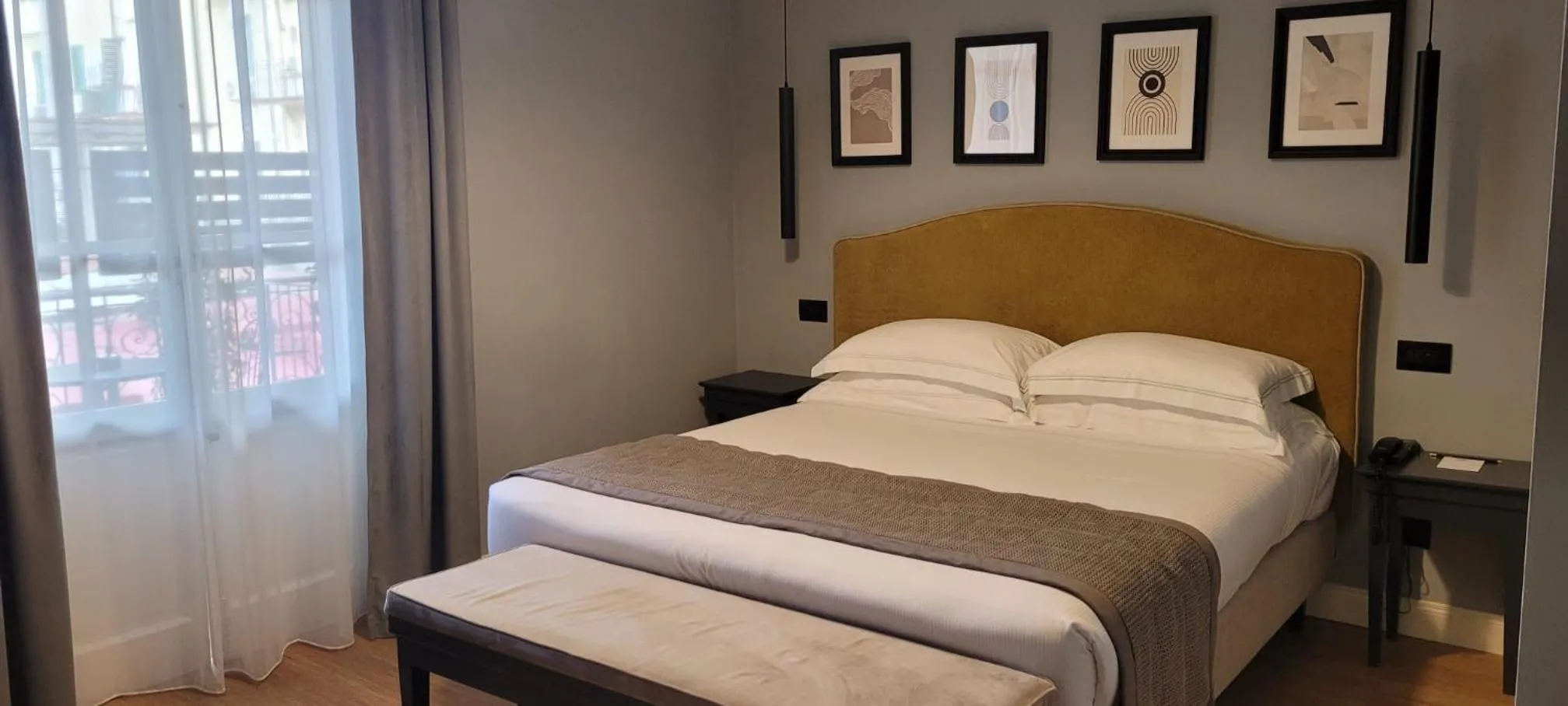 Bedroom, Bed in Flom Boutique Hotel
