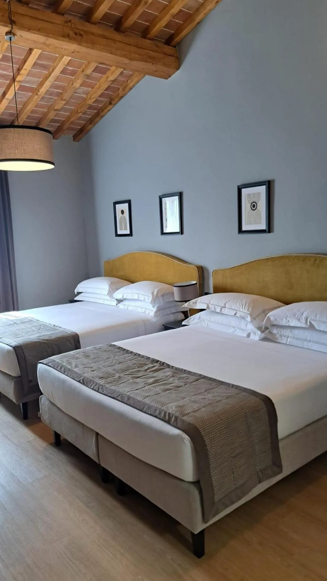 Bedroom, Bed in Flom Boutique Hotel