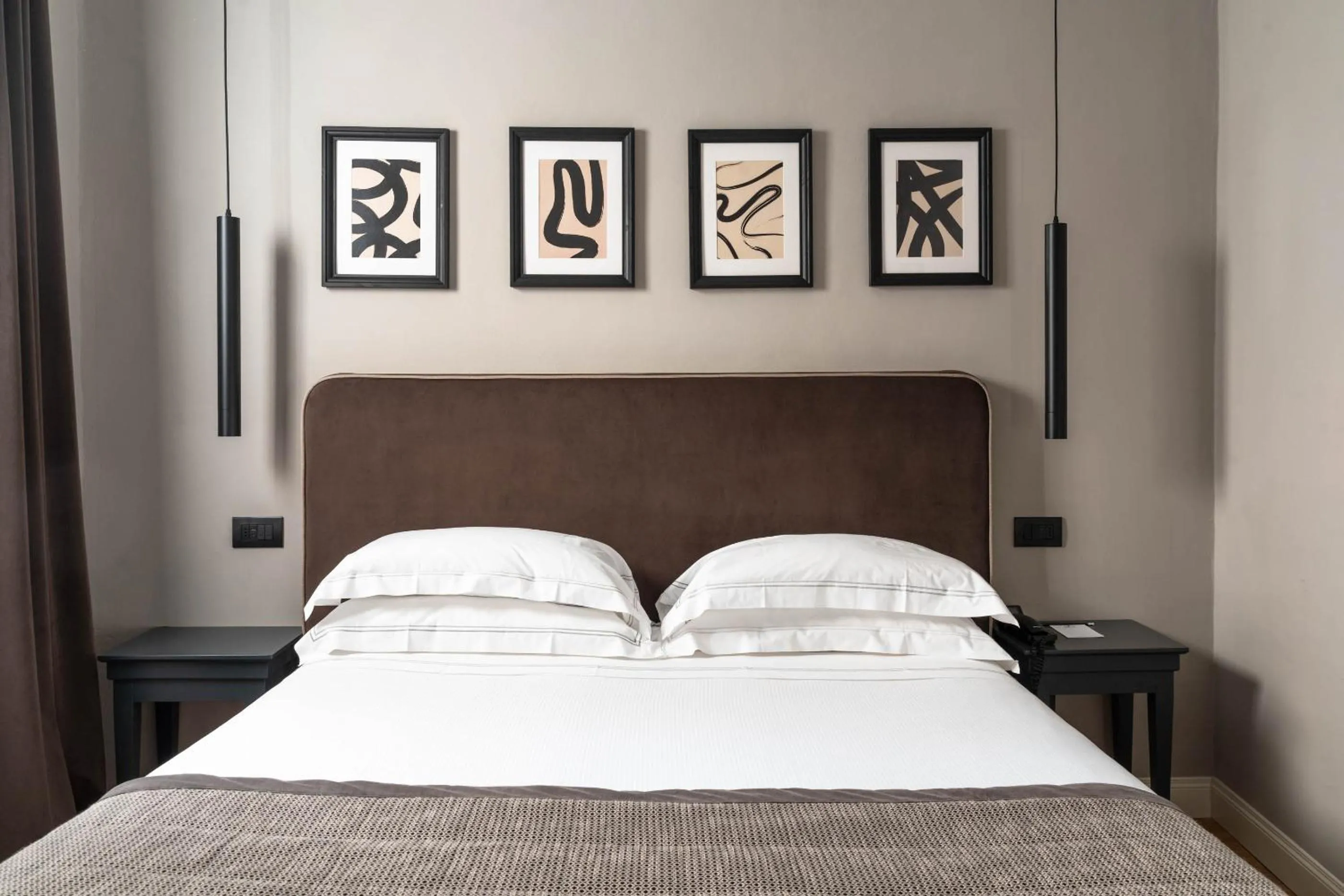 Bedroom, Bed in Flom Boutique Hotel