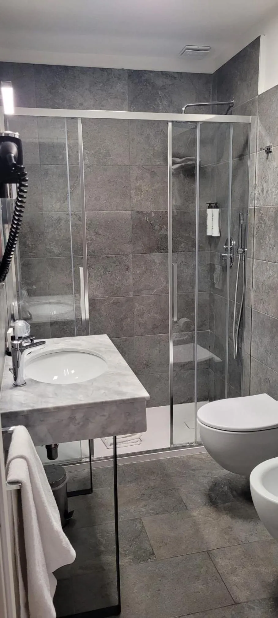 Bathroom in Flom Boutique Hotel