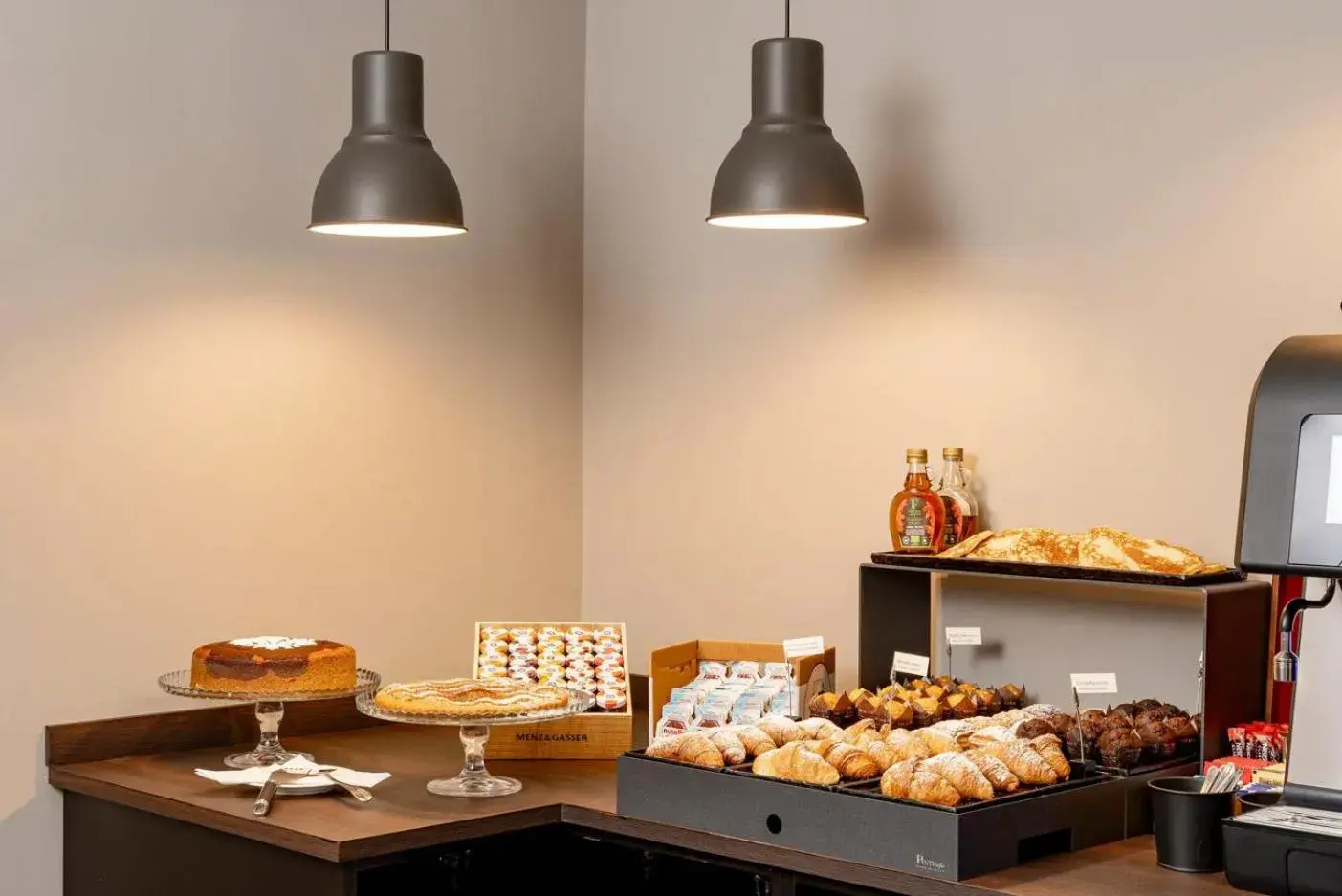 Breakfast in Flom Boutique Hotel Breakfast in Flom Boutique Hotel