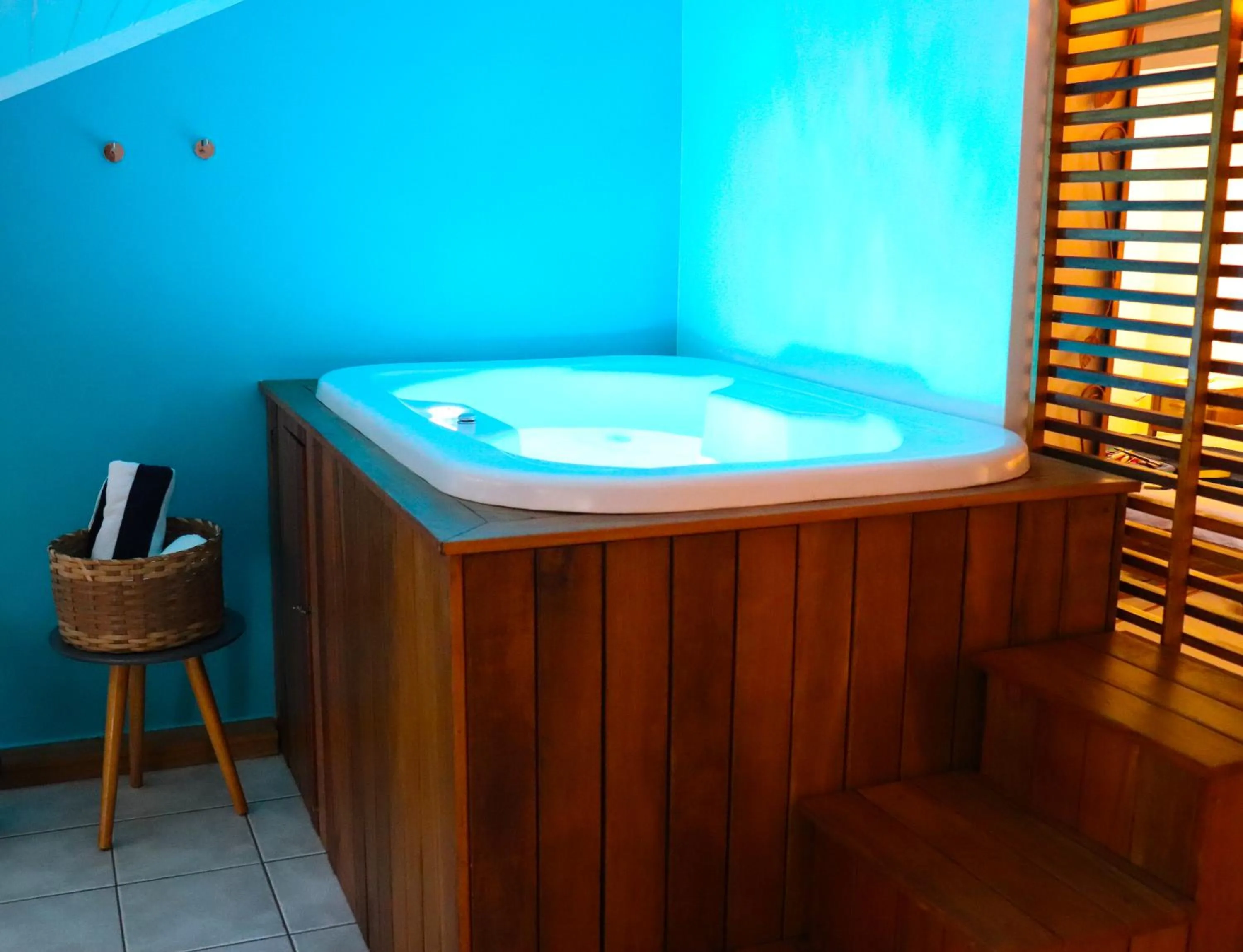 Hot Tub in Casa Aldeia Paraty