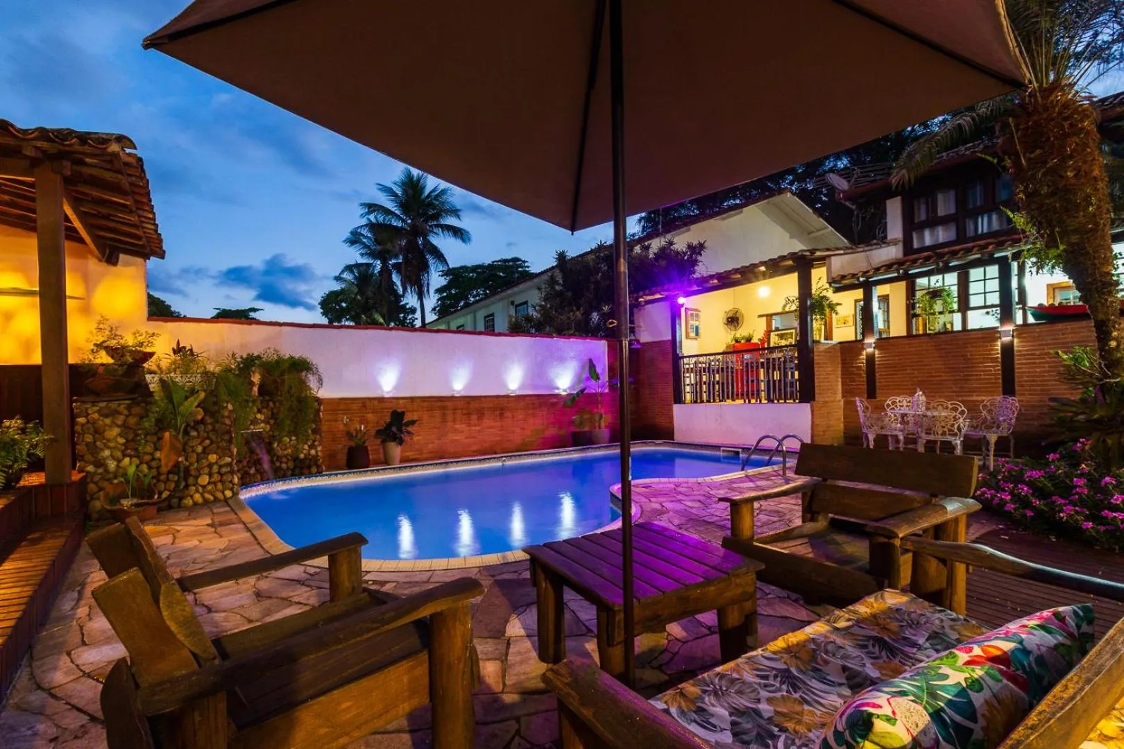 Night in Casa Aldeia Paraty