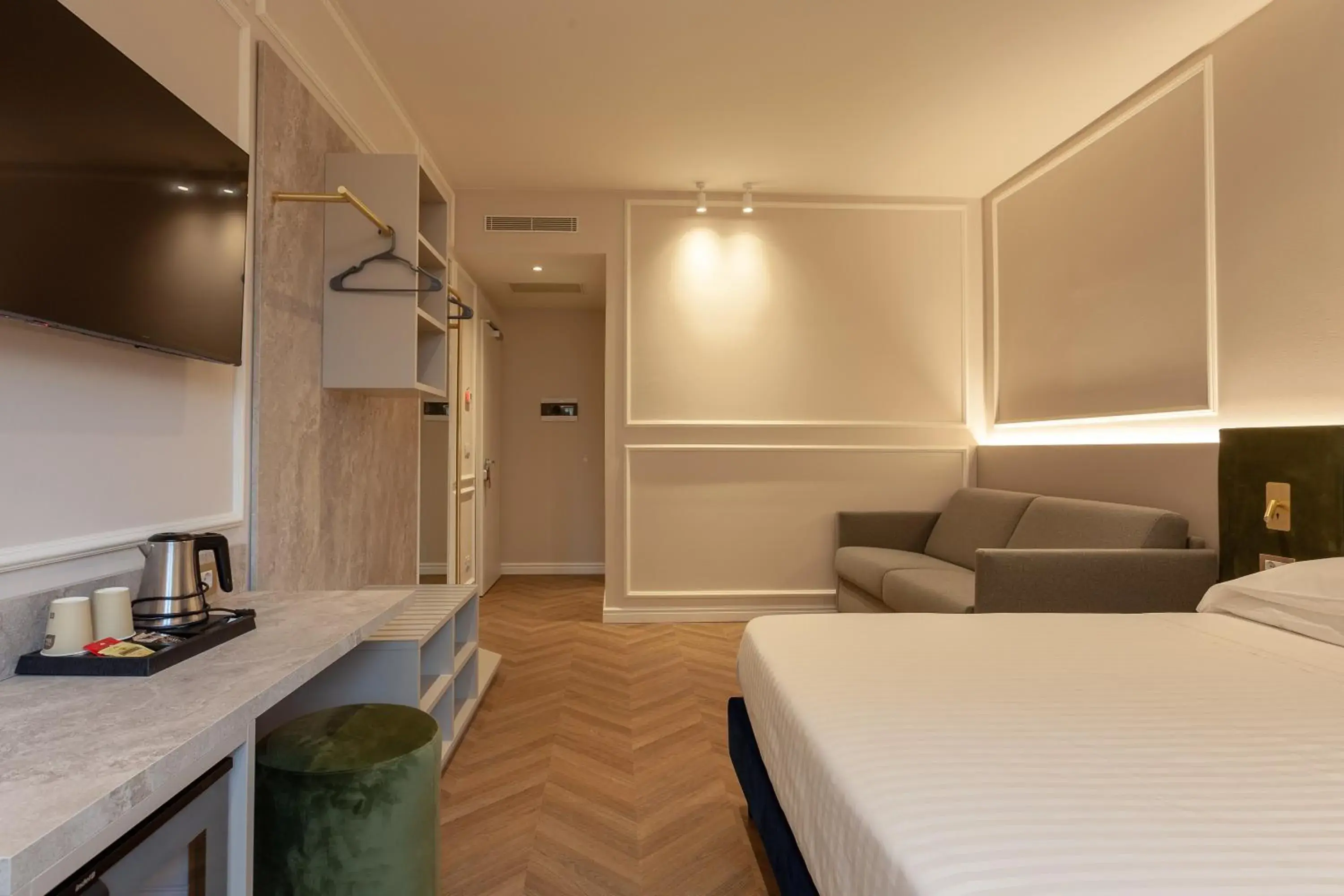 Bedroom, Bed in Hotel La Fortezza Bedroom, Bed in Hotel La Fortezza