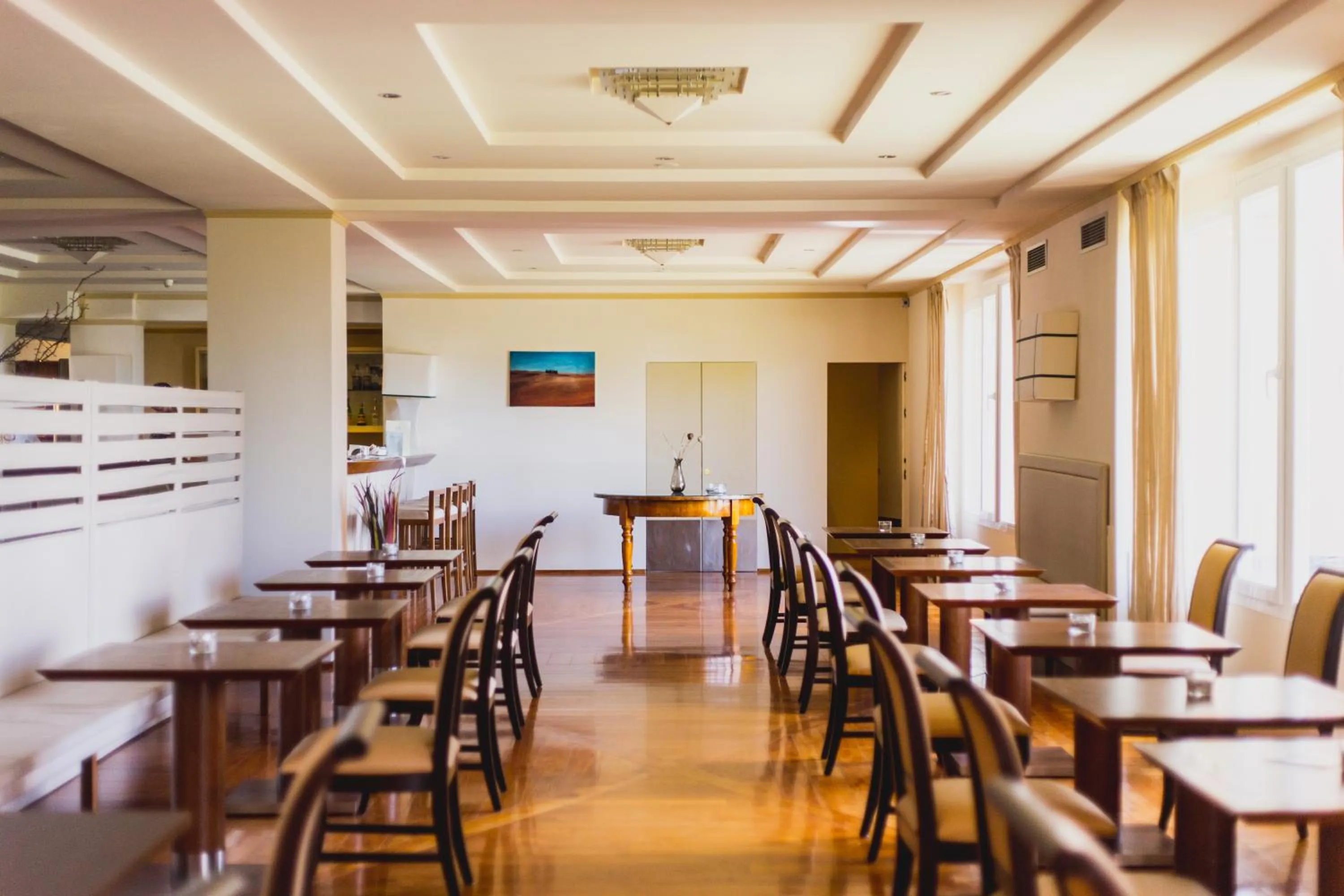 Restaurant/Places to Eat in Demidoff Country Resort