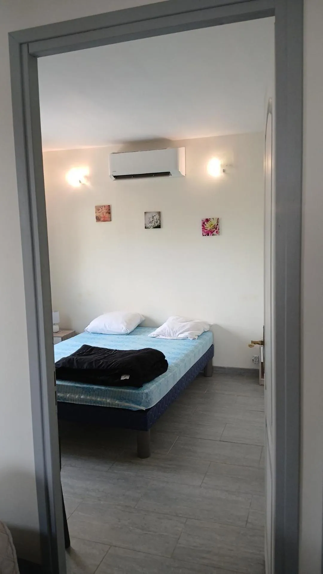 Bed in Appartement Catalina