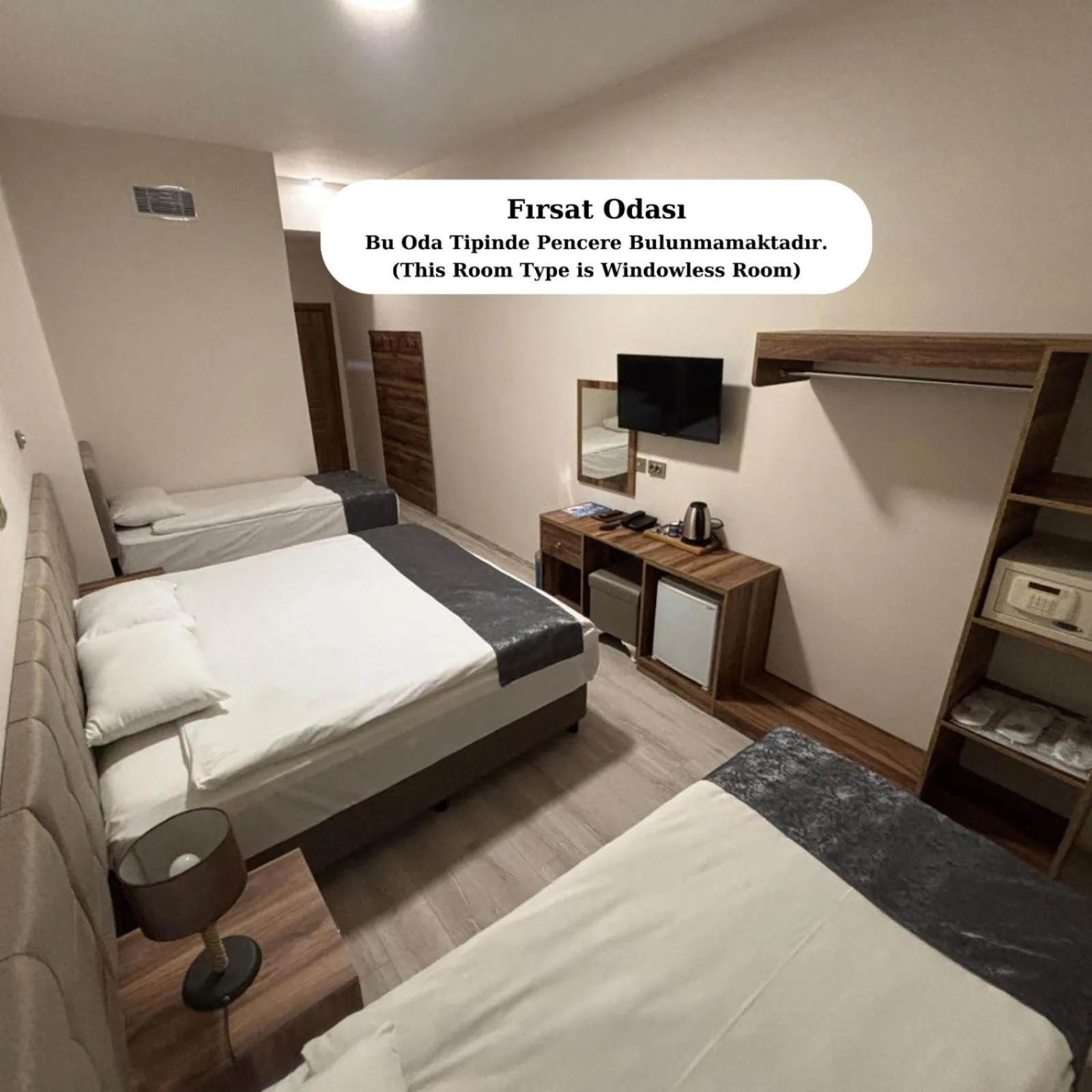 Photo of the whole room, Bed in Zümrüt Palas Otel