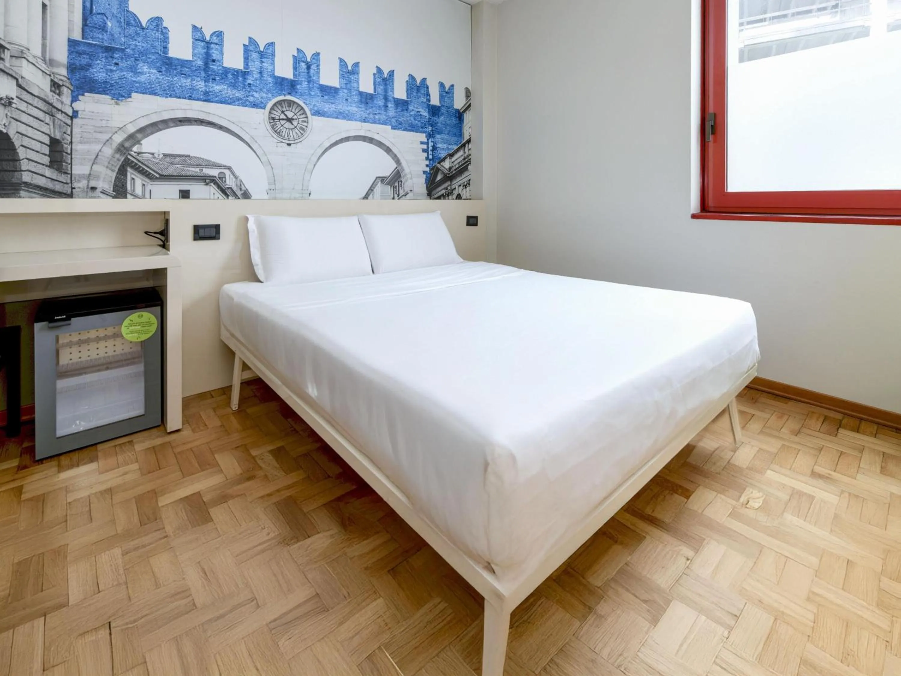 Photo of the whole room, Bed in B&B Hotel Verona