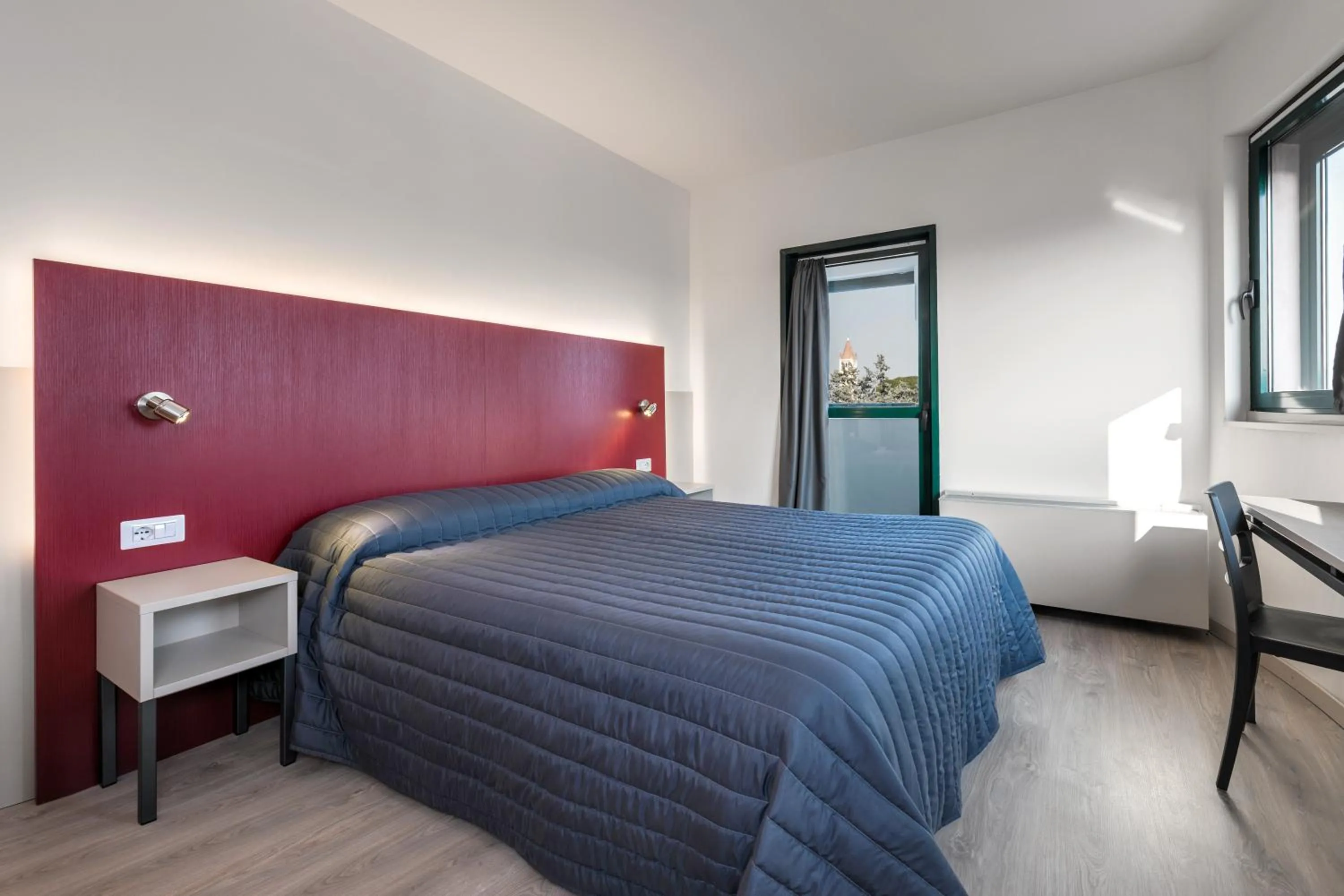 Photo of the whole room, Bed in Hotel Porta Palio