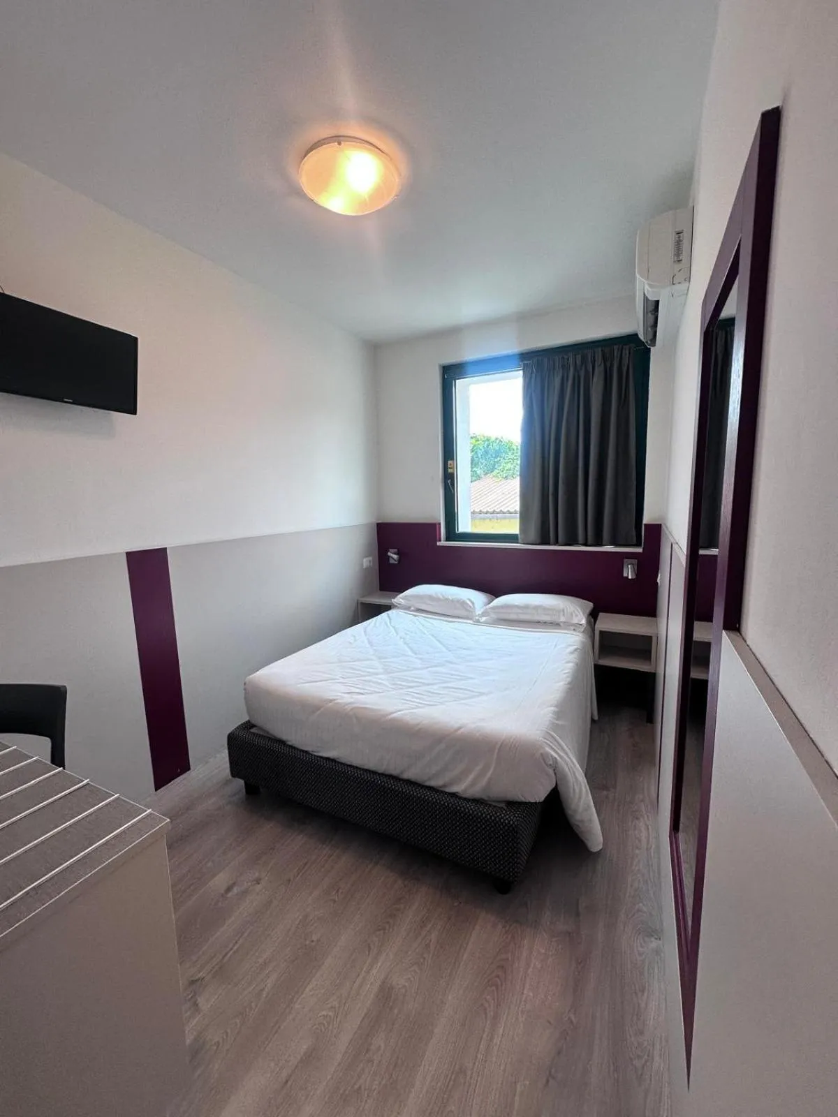 Photo of the whole room, Bed in Hotel Porta Palio