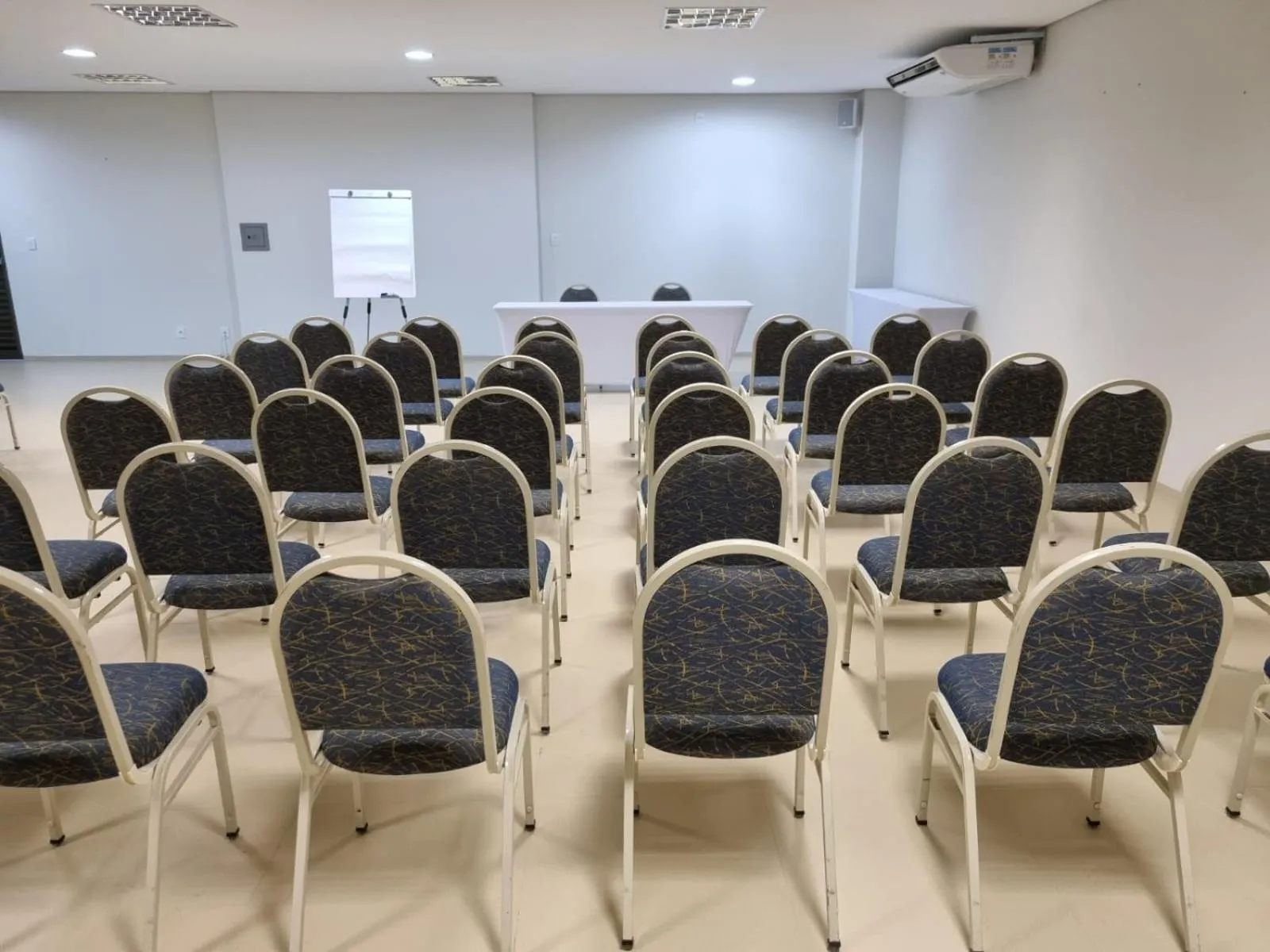 Meeting/conference room in Hotel Plaza Garden