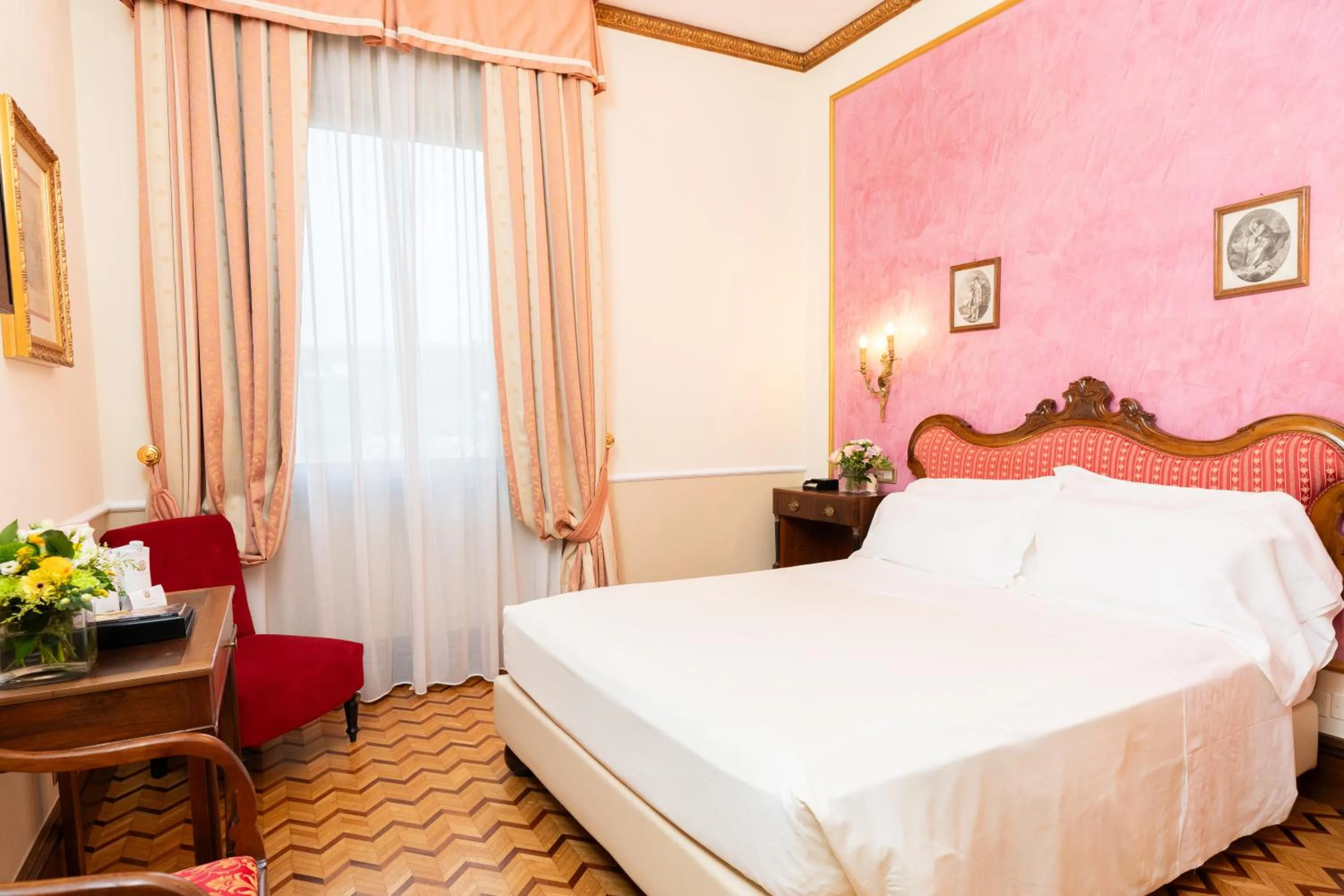 Bed in Due Torri Hotel