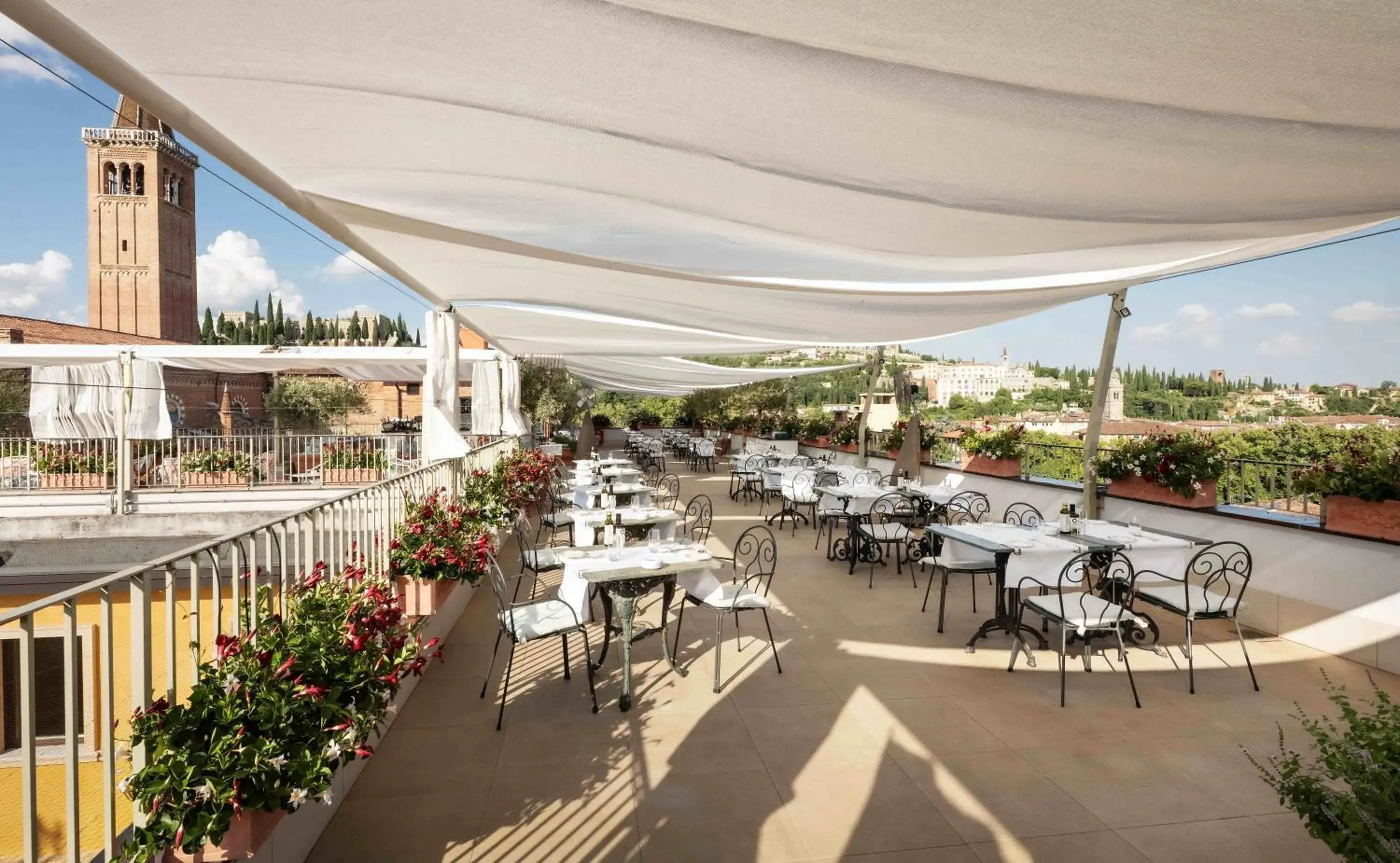Restaurant/places to eat in Due Torri Hotel Restaurant/places to eat in Due Torri Hotel