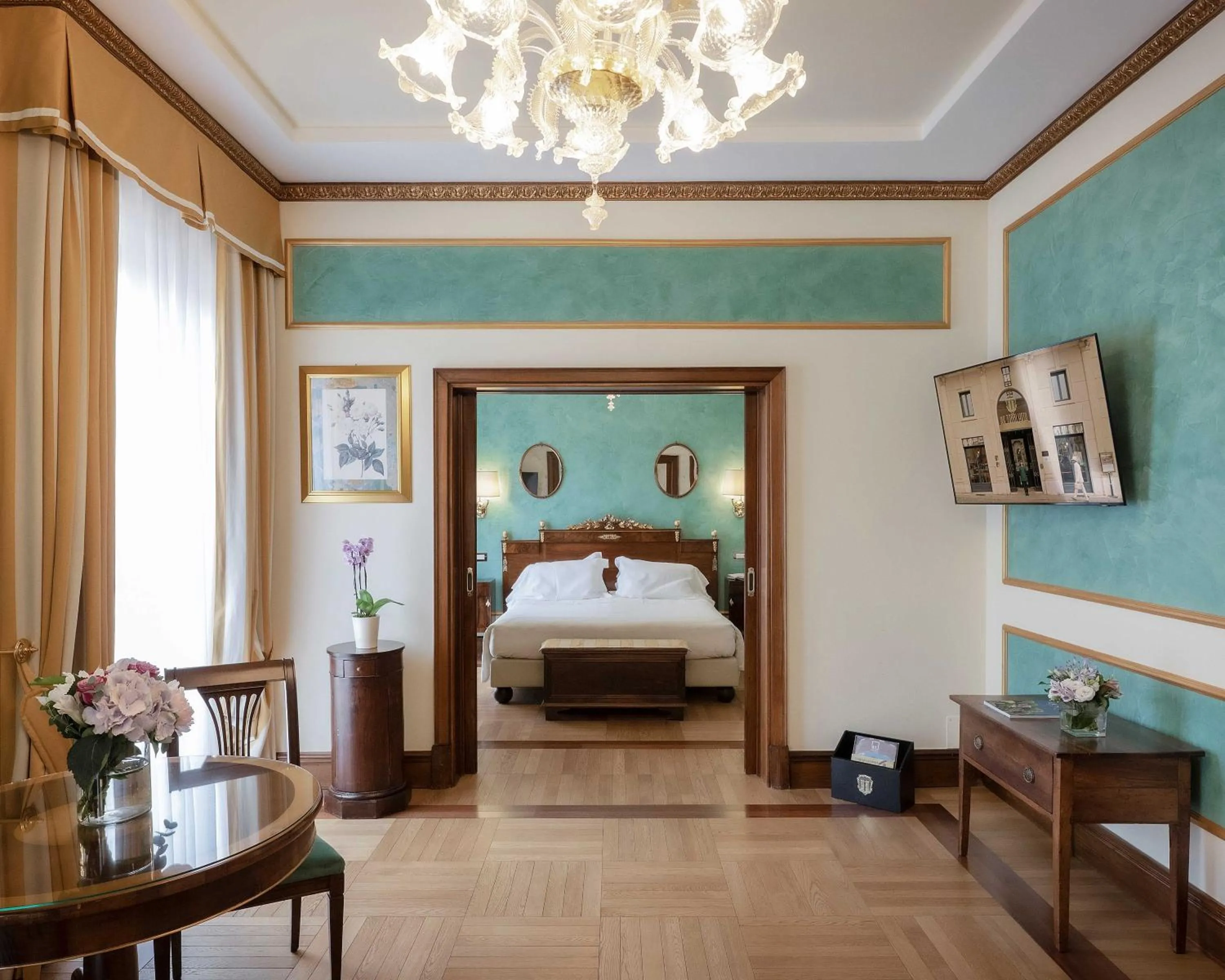 Photo of the whole room, Bed in Due Torri Hotel