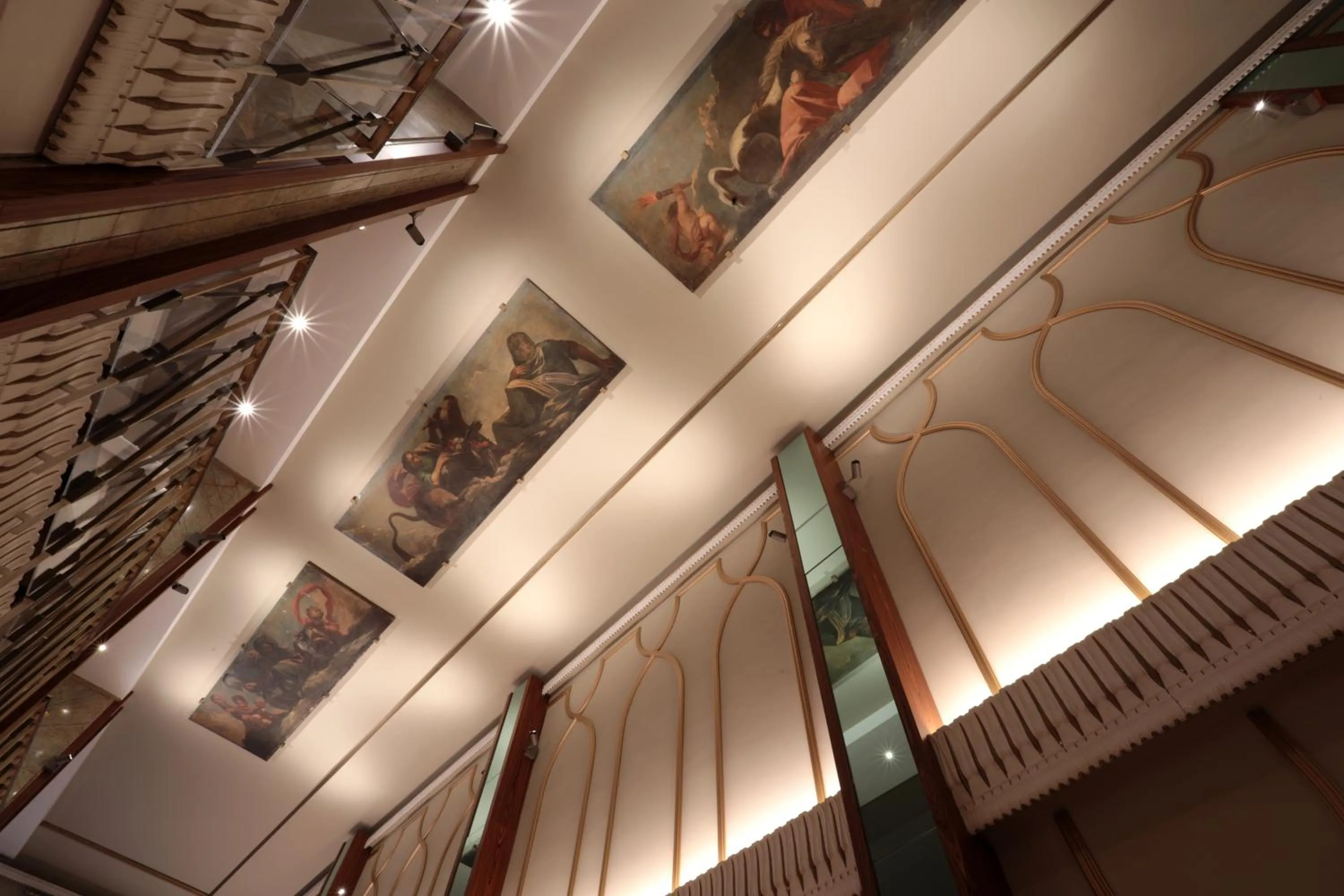 Restaurant/places to eat in Due Torri Hotel