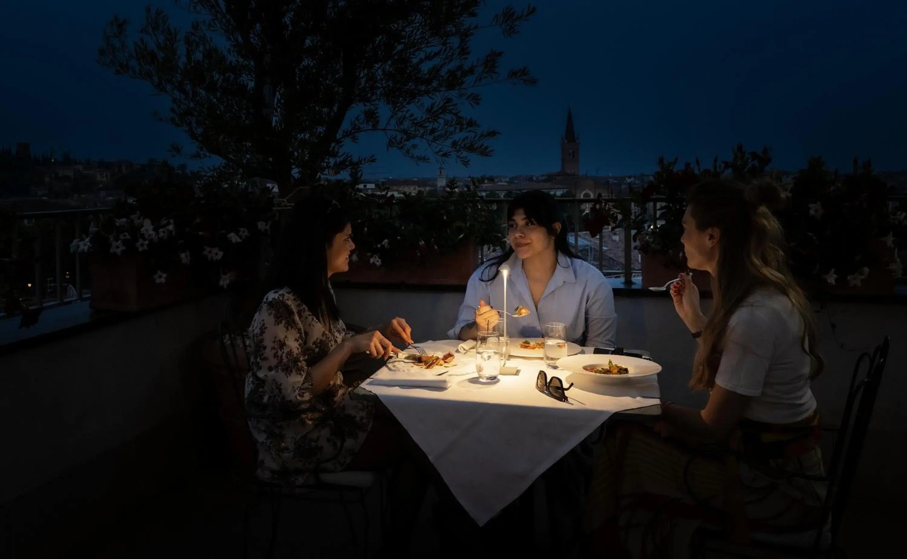 Restaurant/places to eat in Due Torri Hotel Restaurant/places to eat in Due Torri Hotel