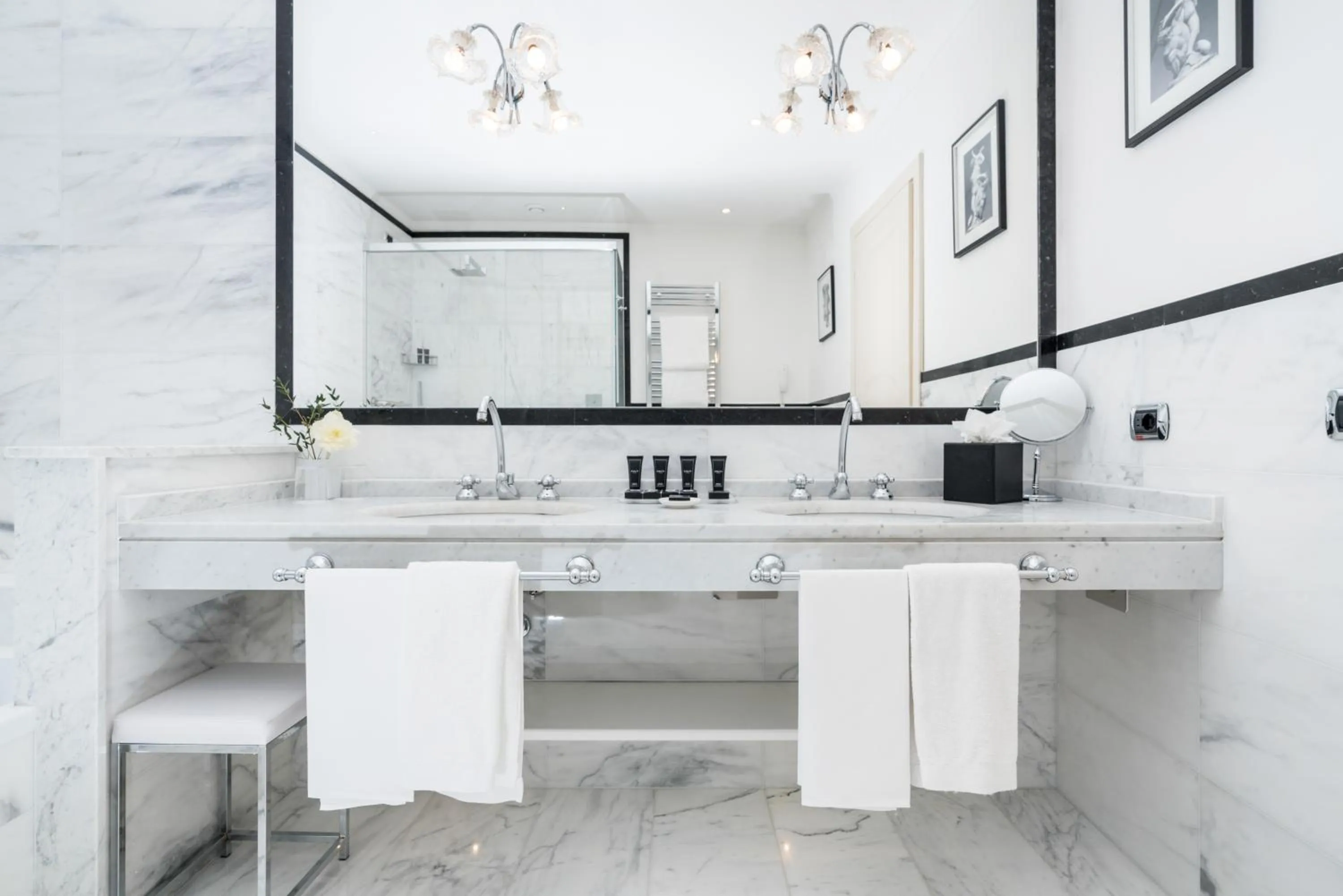 Bathroom in Hotel Bernini Palace