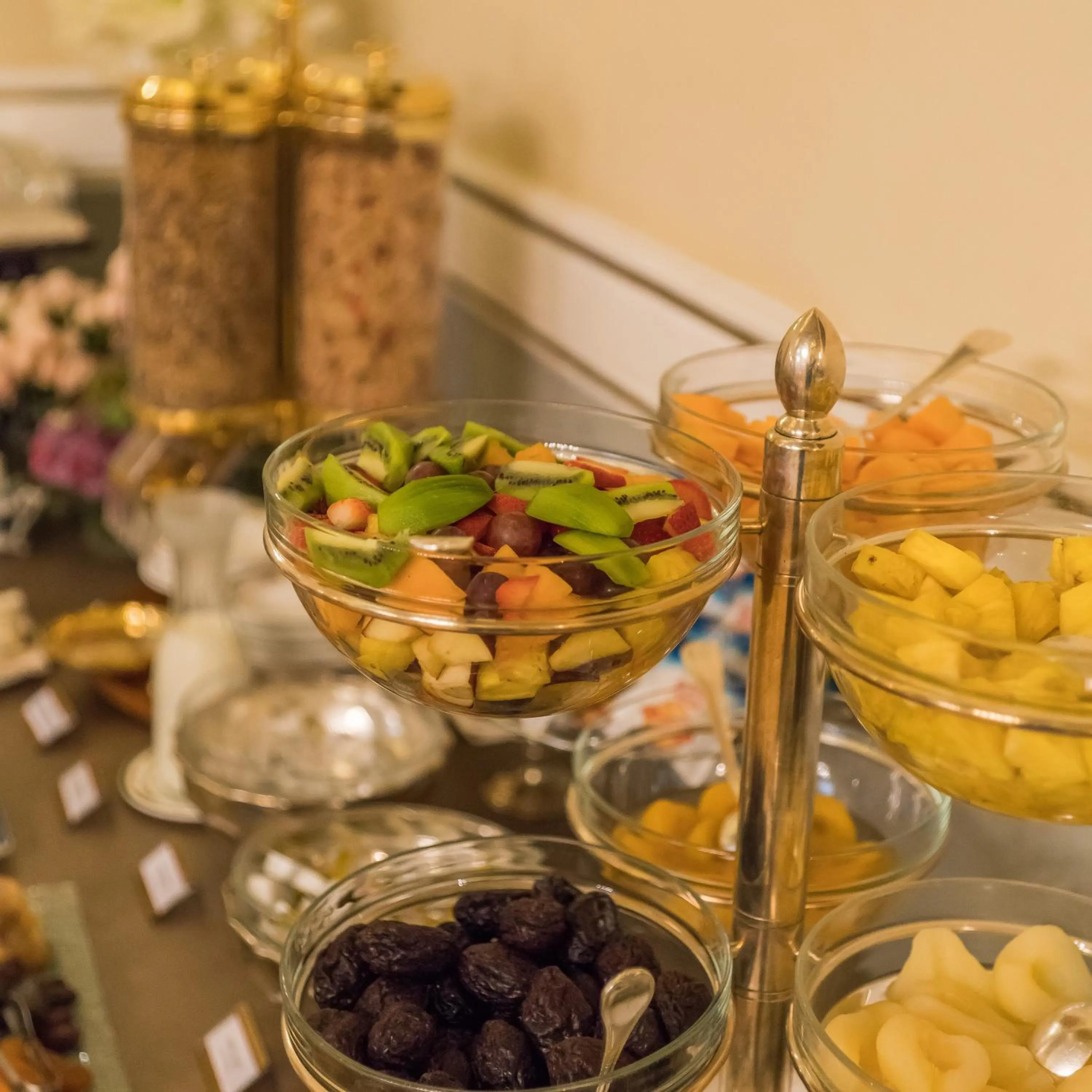 Buffet breakfast in Hotel Bernini Palace