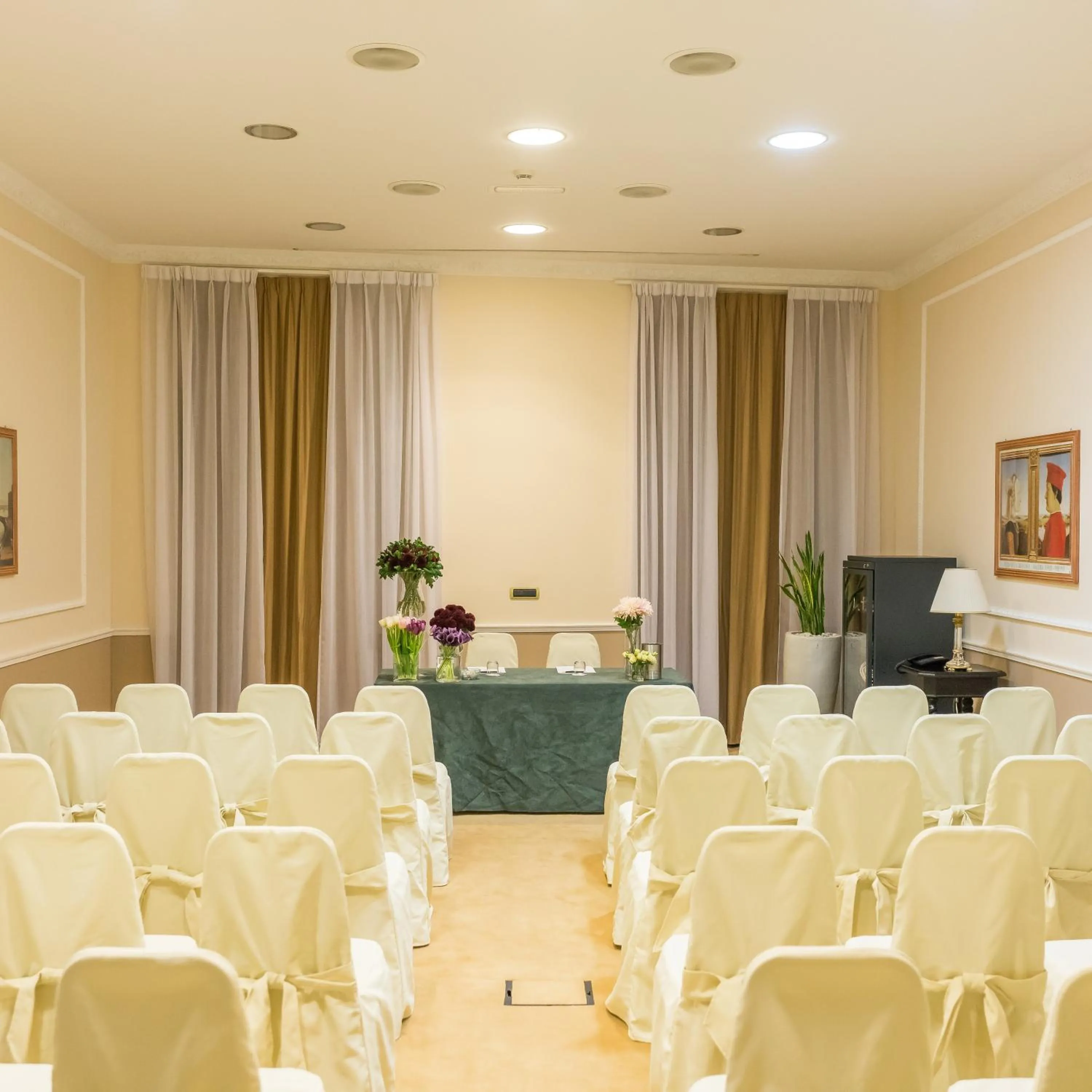 Meeting/conference room in Hotel Bernini Palace