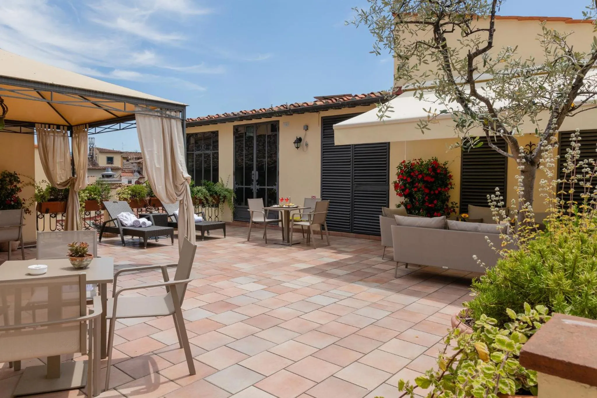 City view in Hotel Bernini Palace