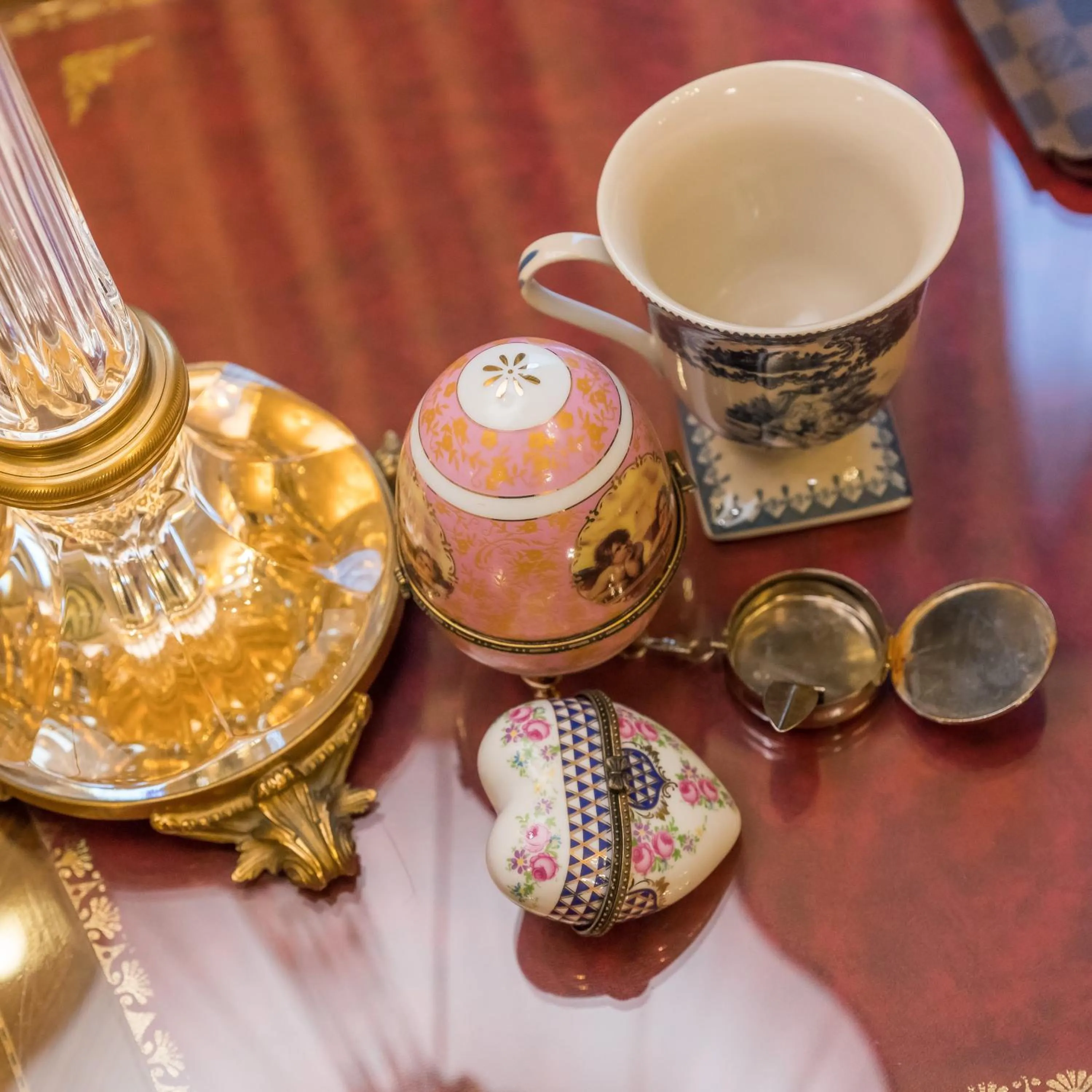 Decorative detail in Hotel Bernini Palace