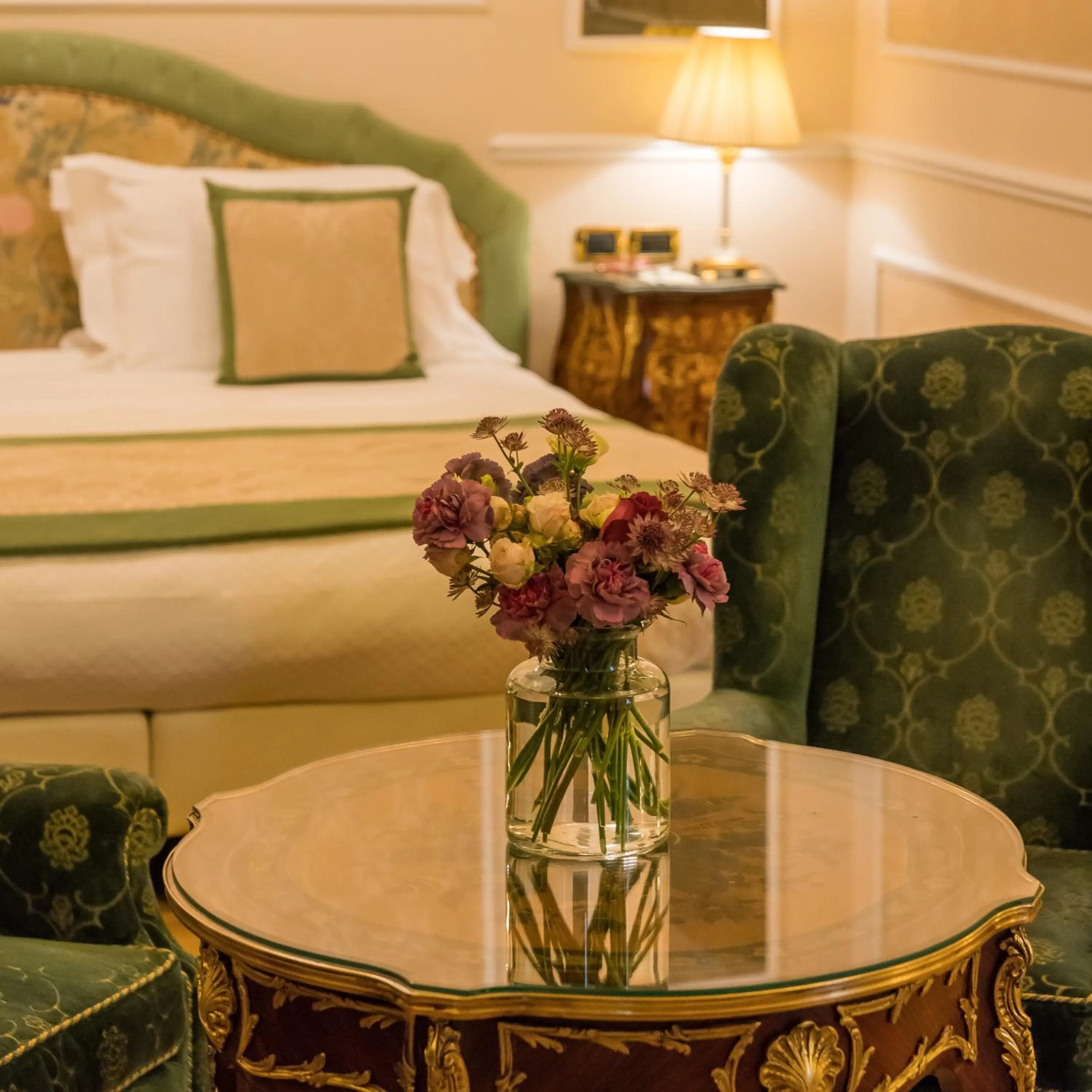 Bedroom, Bed in Hotel Bernini Palace