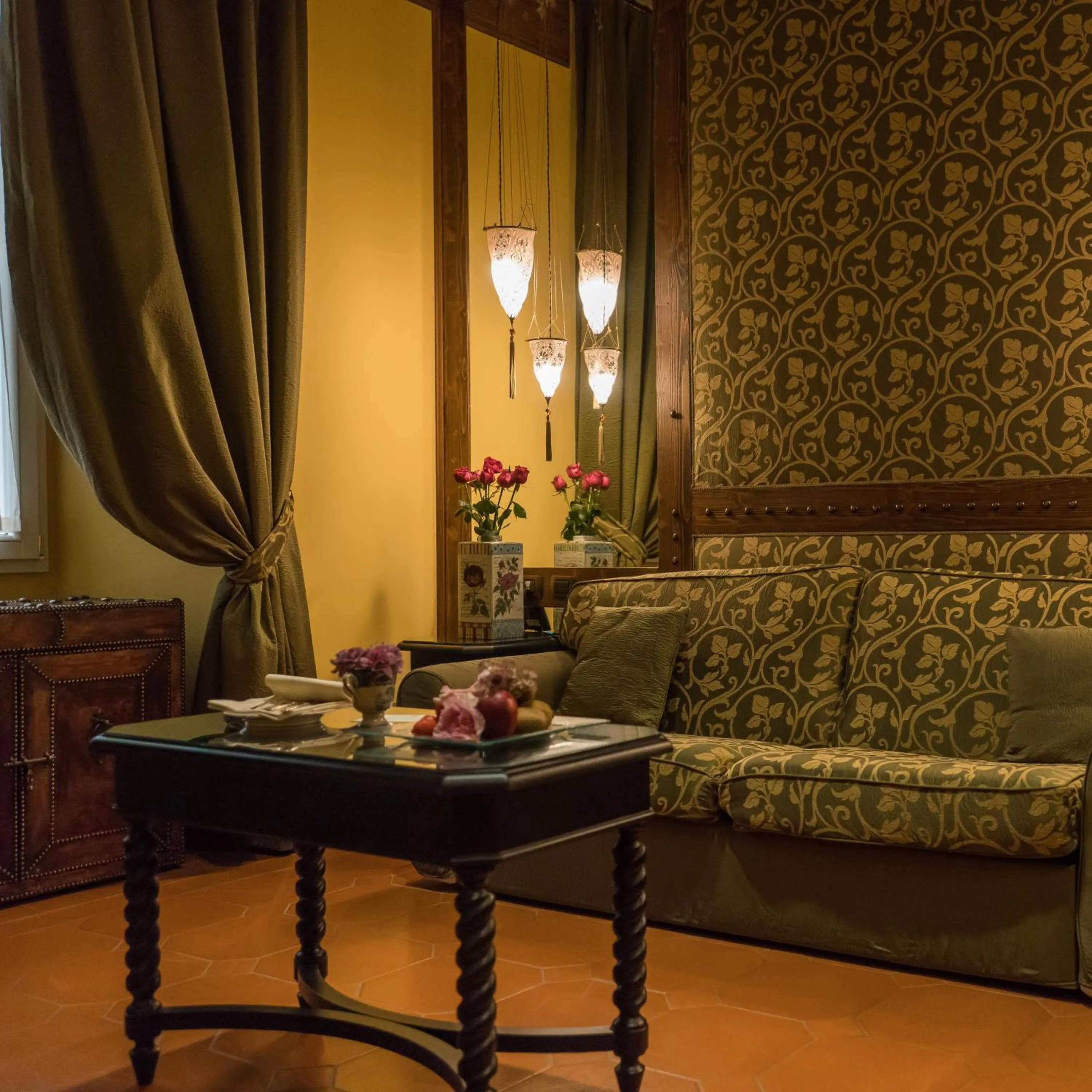 Living room in Hotel Bernini Palace