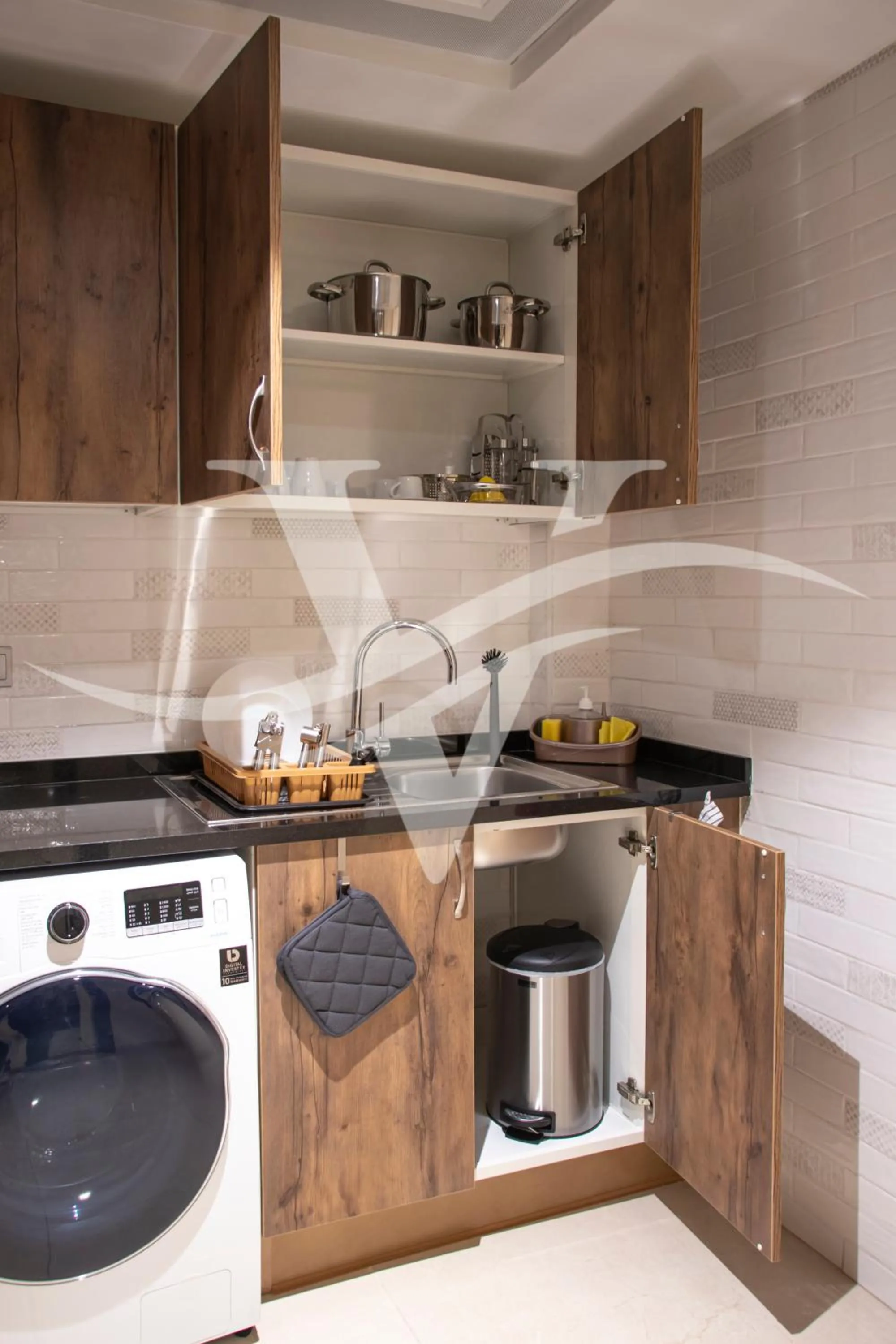 Kitchen or kitchenette in Viola Hotel Apartments