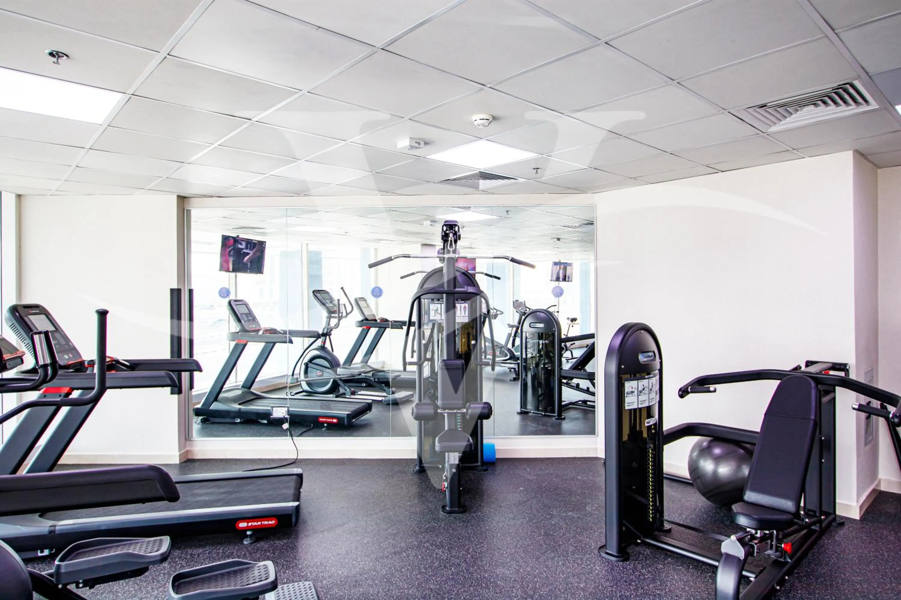 Fitness centre/facilities in Viola Hotel Apartments