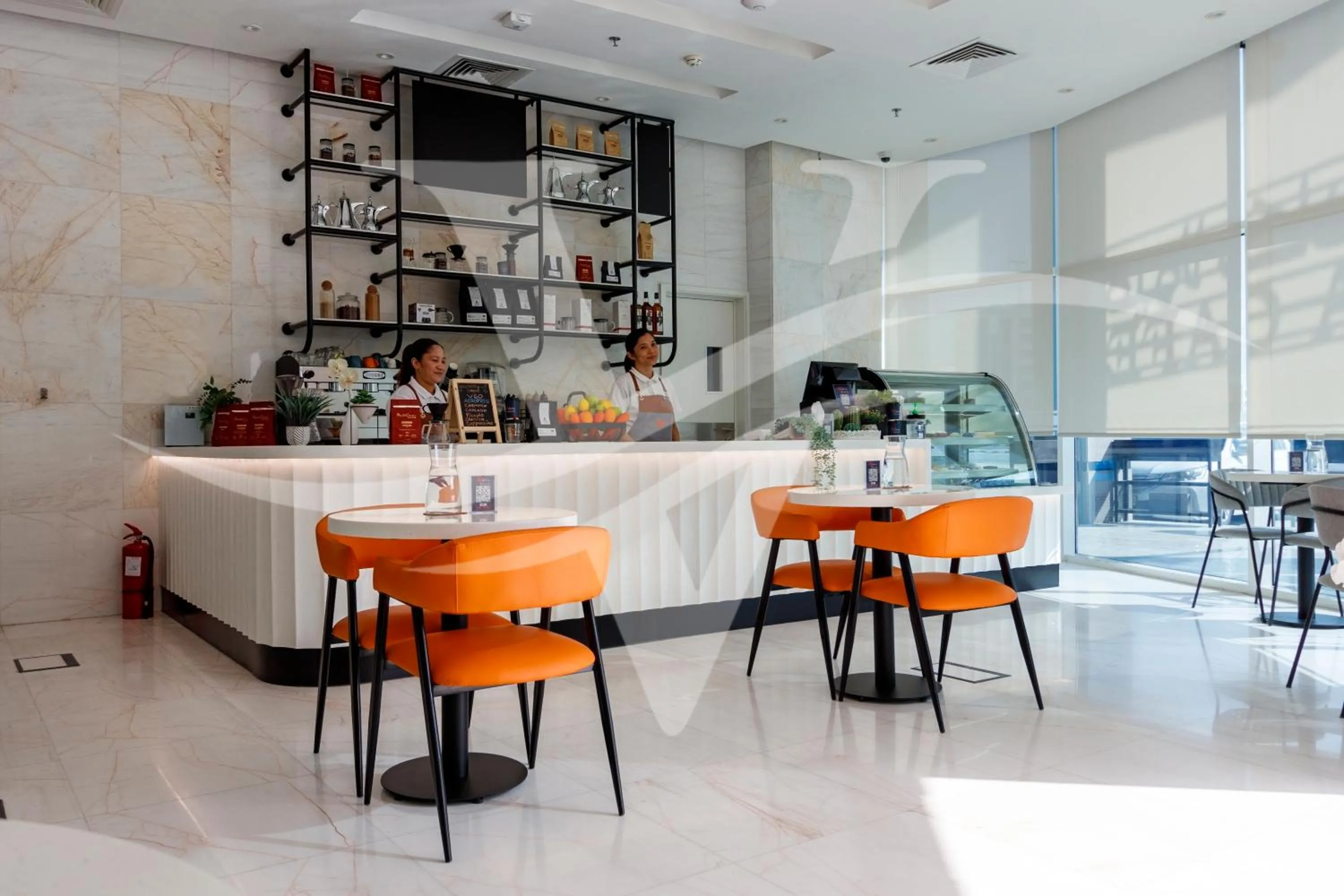 Restaurant/places to eat in Viola Hotel Apartments