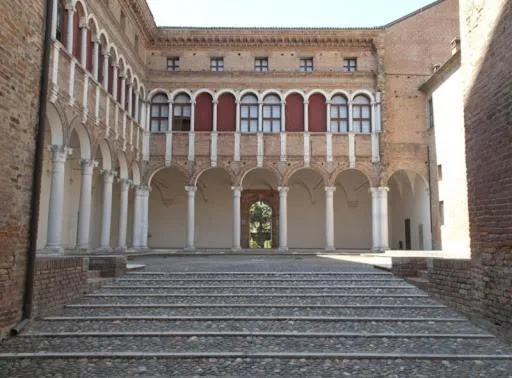 EGO' Residence Ferrara