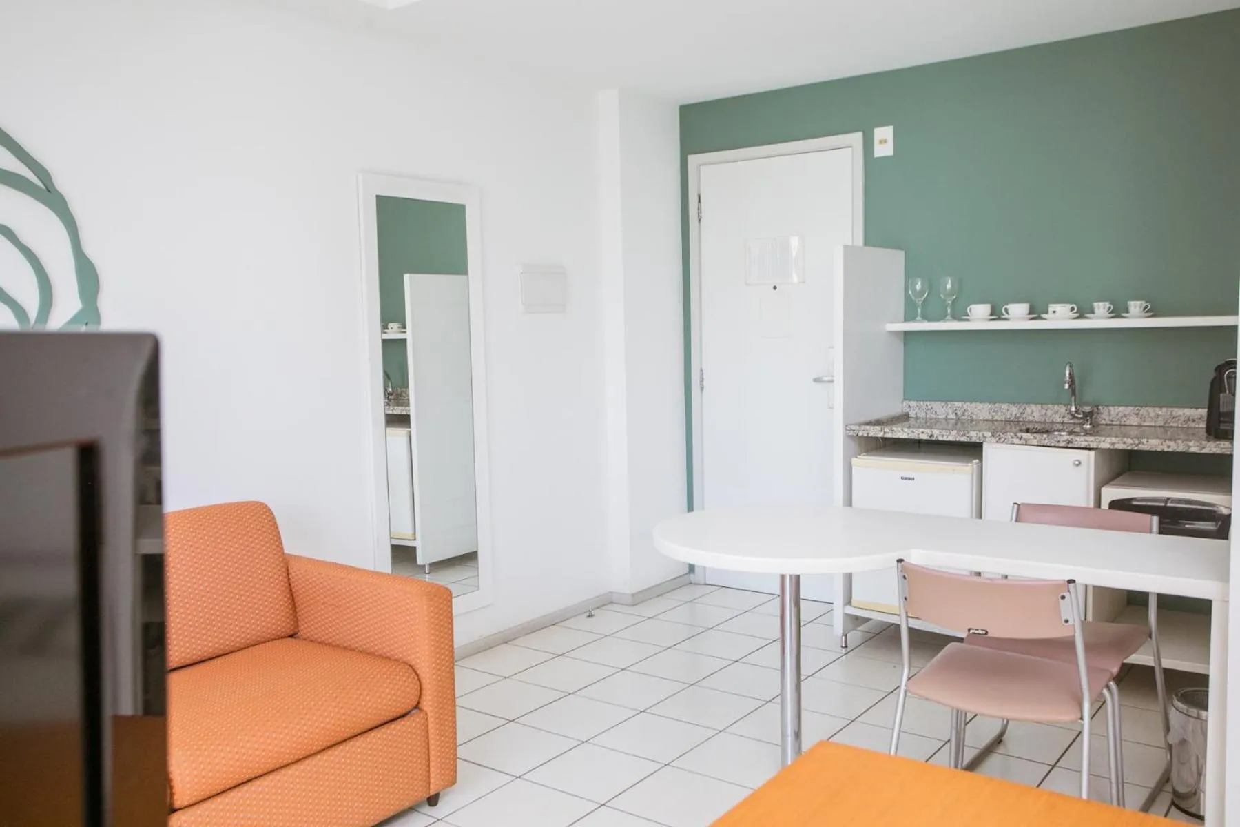 Praia do Canto Apart Hotel