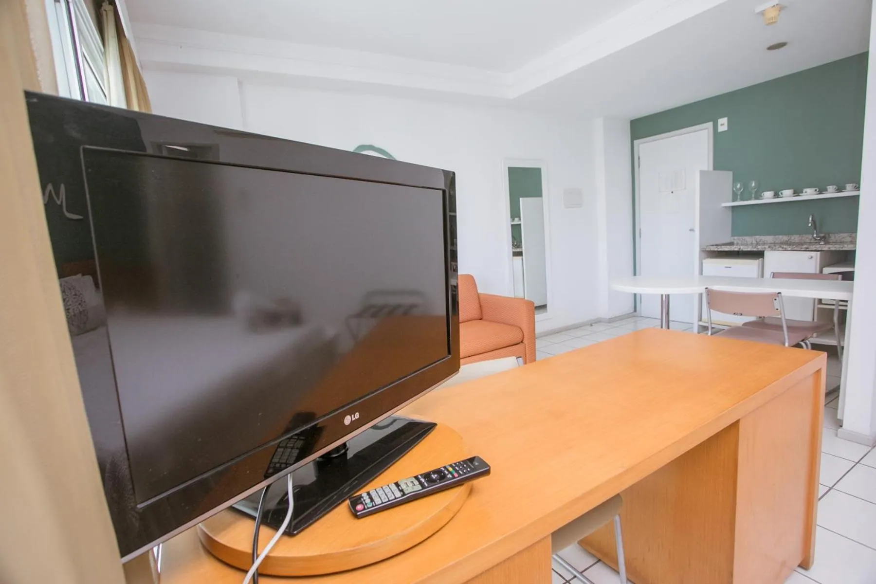 Praia do Canto Apart Hotel