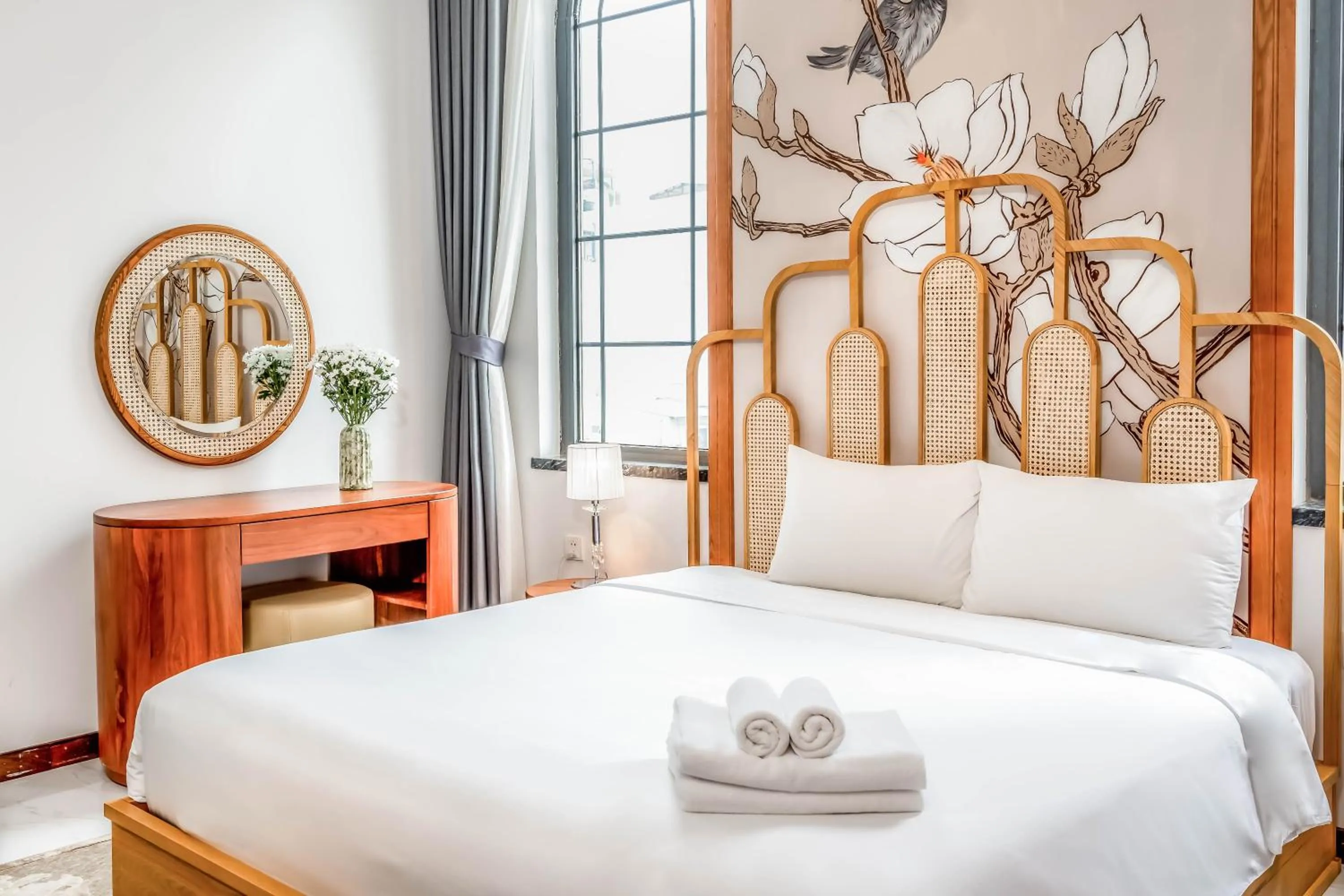 Bed in FREE AIRPORT - MISAKI Hotel by SAZI