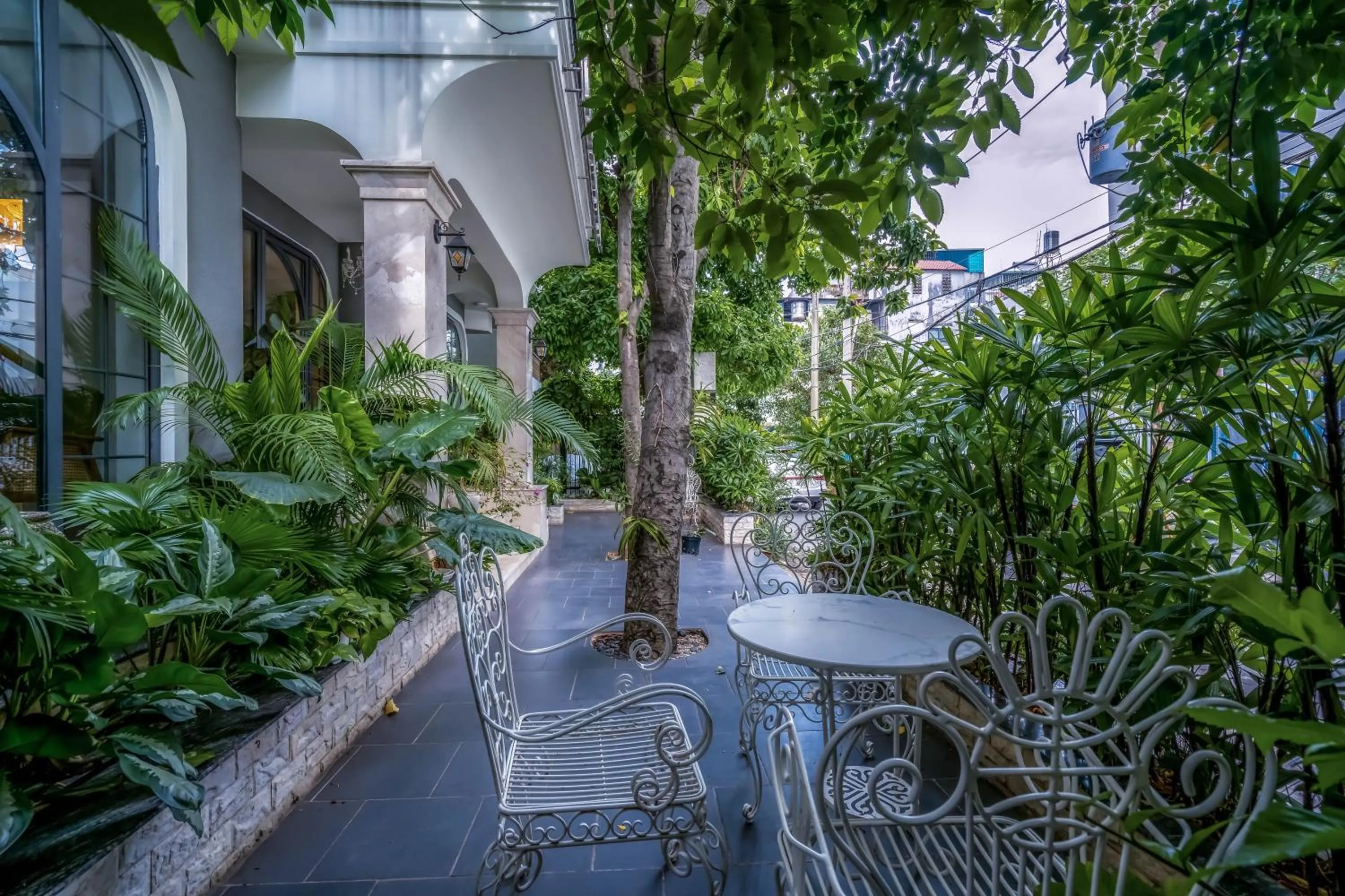 Patio in FREE AIRPORT - MISAKI Hotel by SAZI