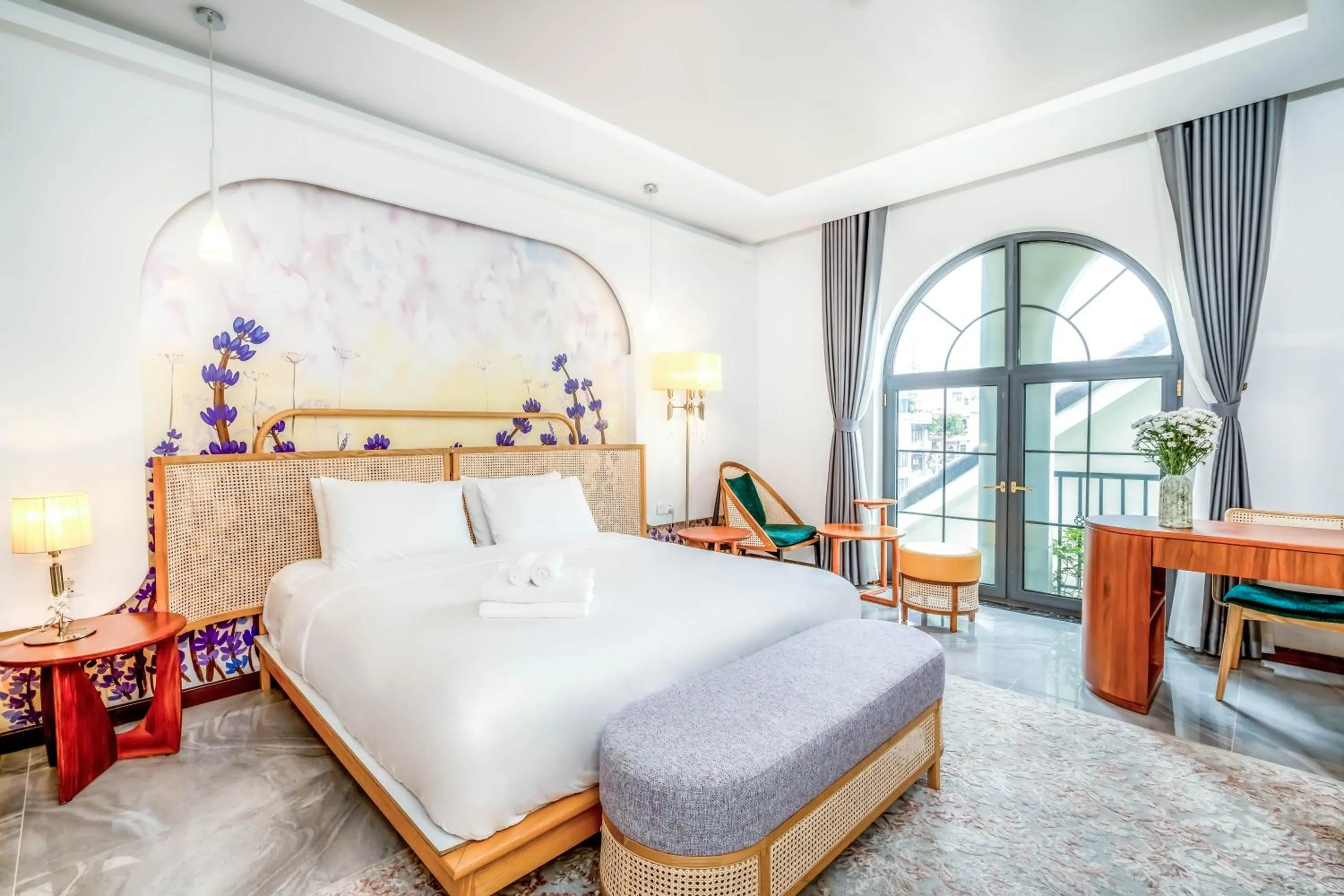 Photo of the whole room in FREE AIRPORT - MISAKI Hotel by SAZI