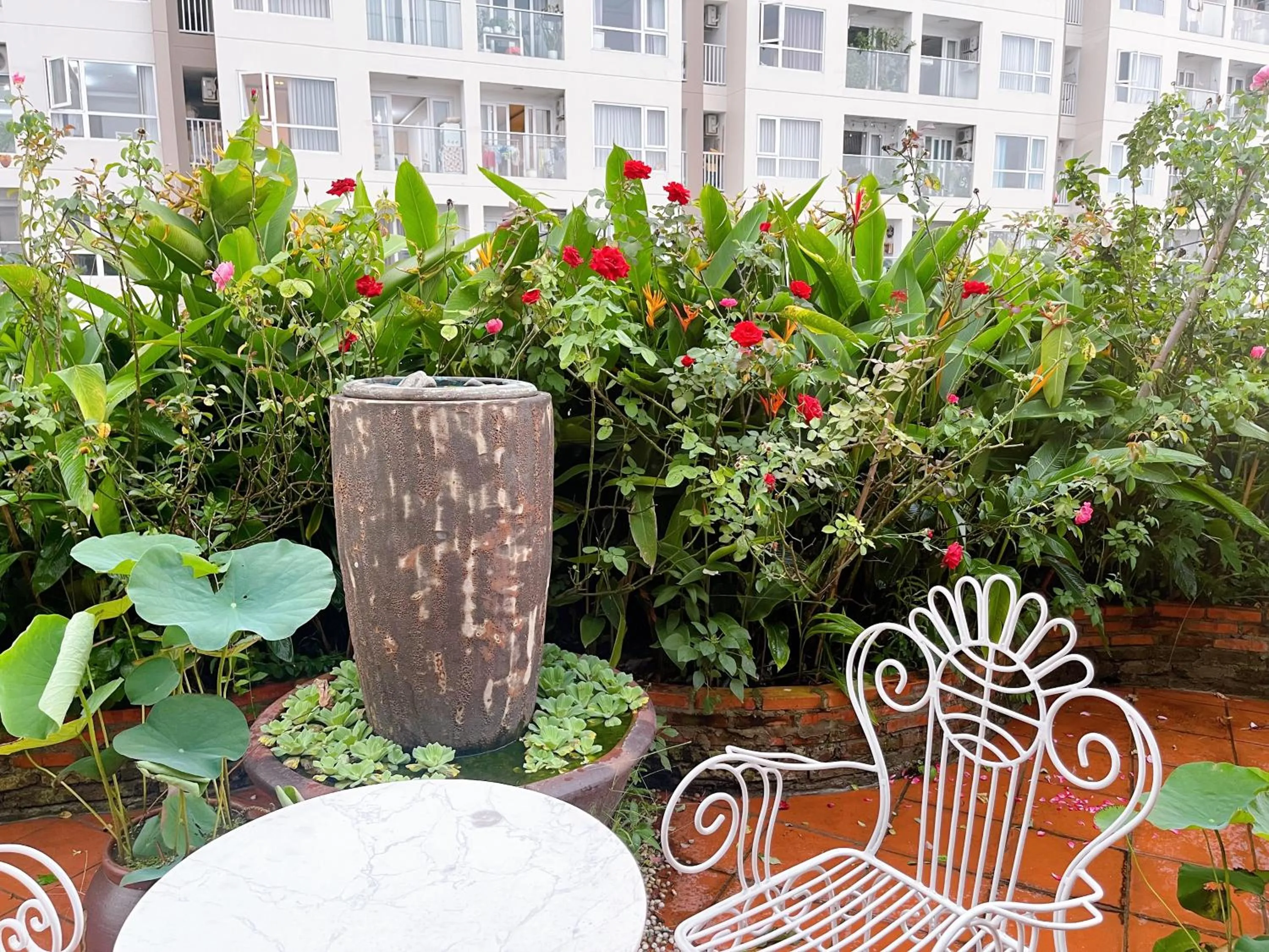 Garden in FREE AIRPORT - MISAKI Hotel by SAZI