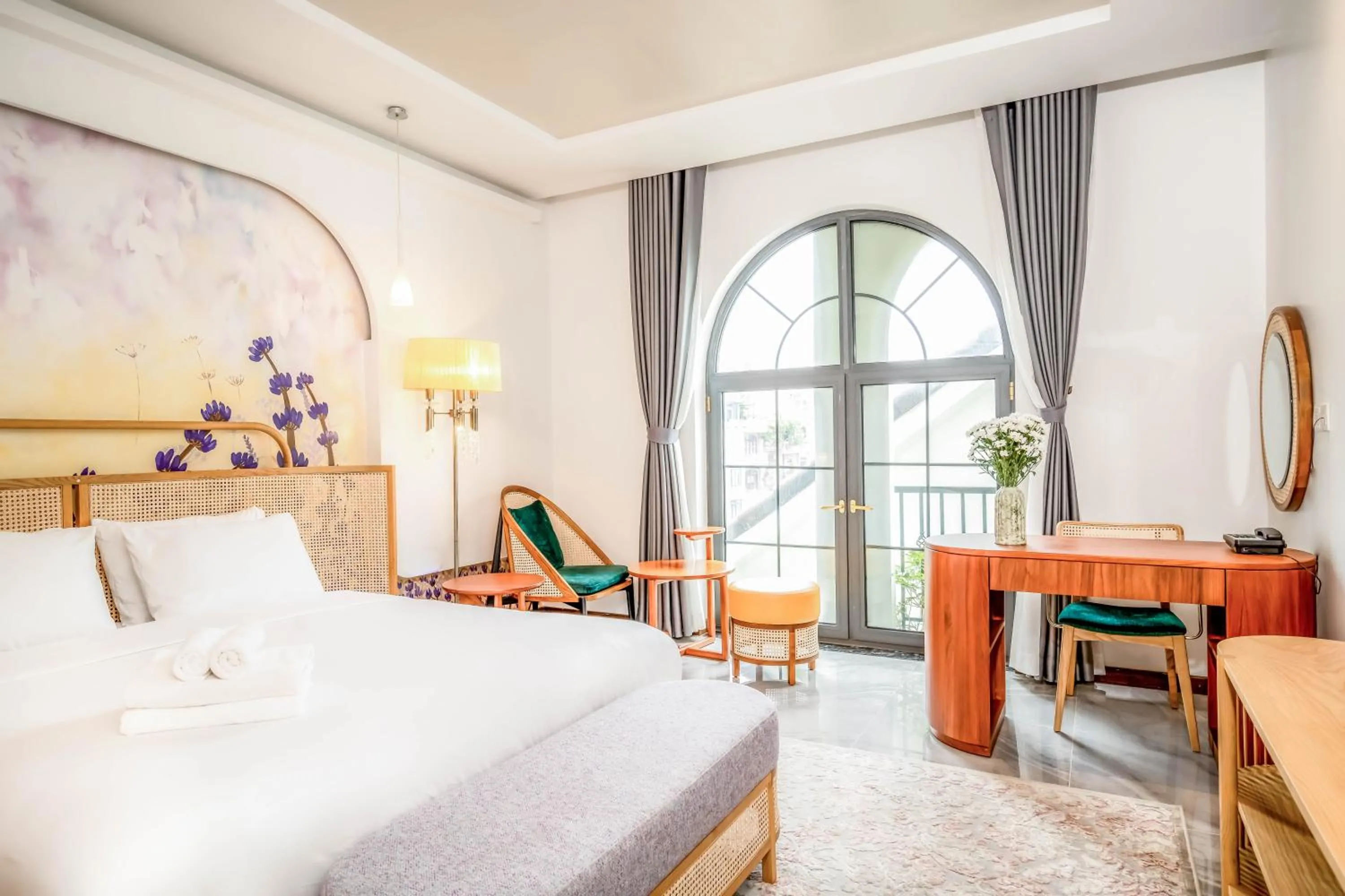 Photo of the whole room in FREE AIRPORT - MISAKI Hotel by SAZI