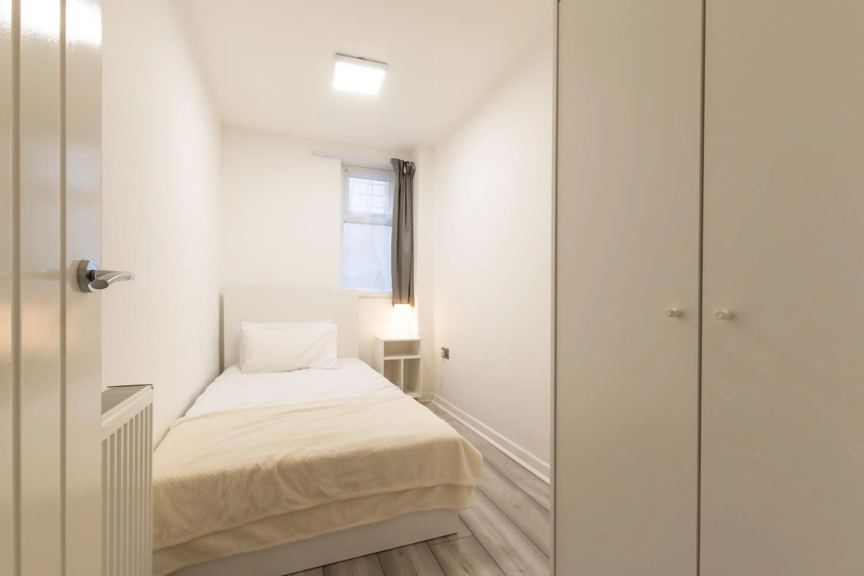 Bed in The Avenue Gem Stylish 2 Bed Stay in the Heart of Southampton