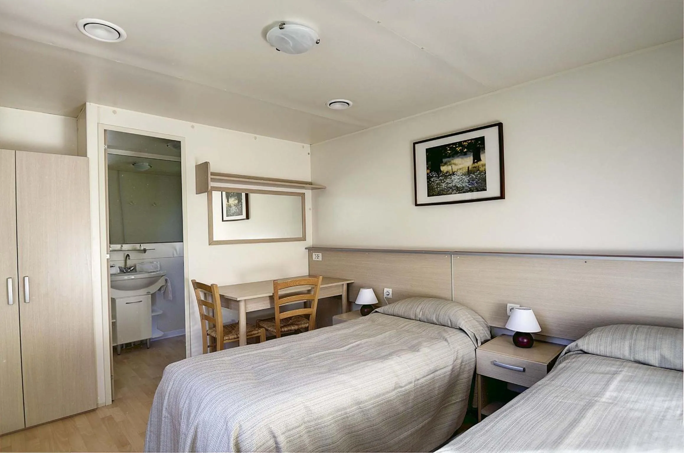 Photo of the whole room, Bed in Flaminio Village Bungalow Park