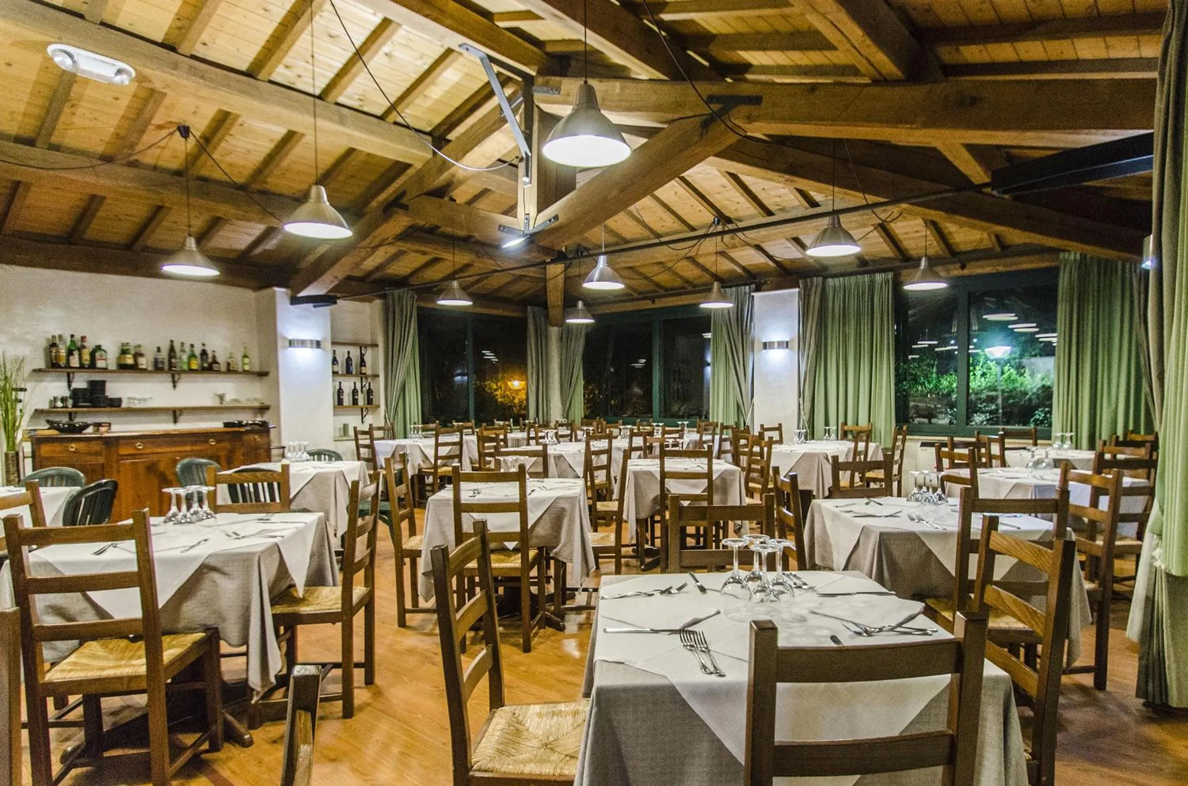 Restaurant/places to eat in Flaminio Village Bungalow Park