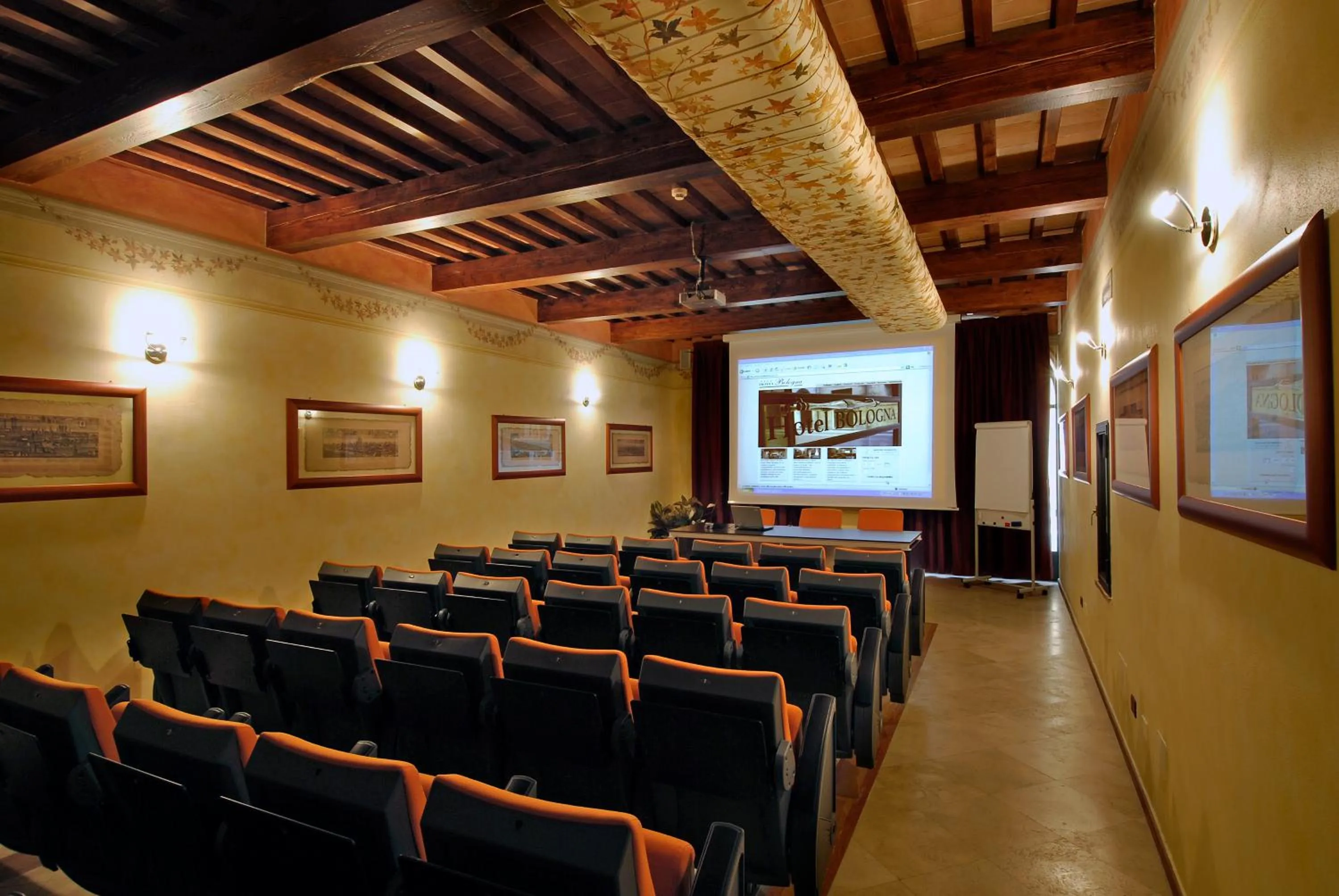 Meeting/conference room in Hotel Bologna