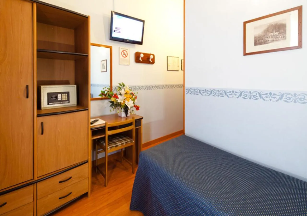 Bed in Hotel Terminus & Plaza