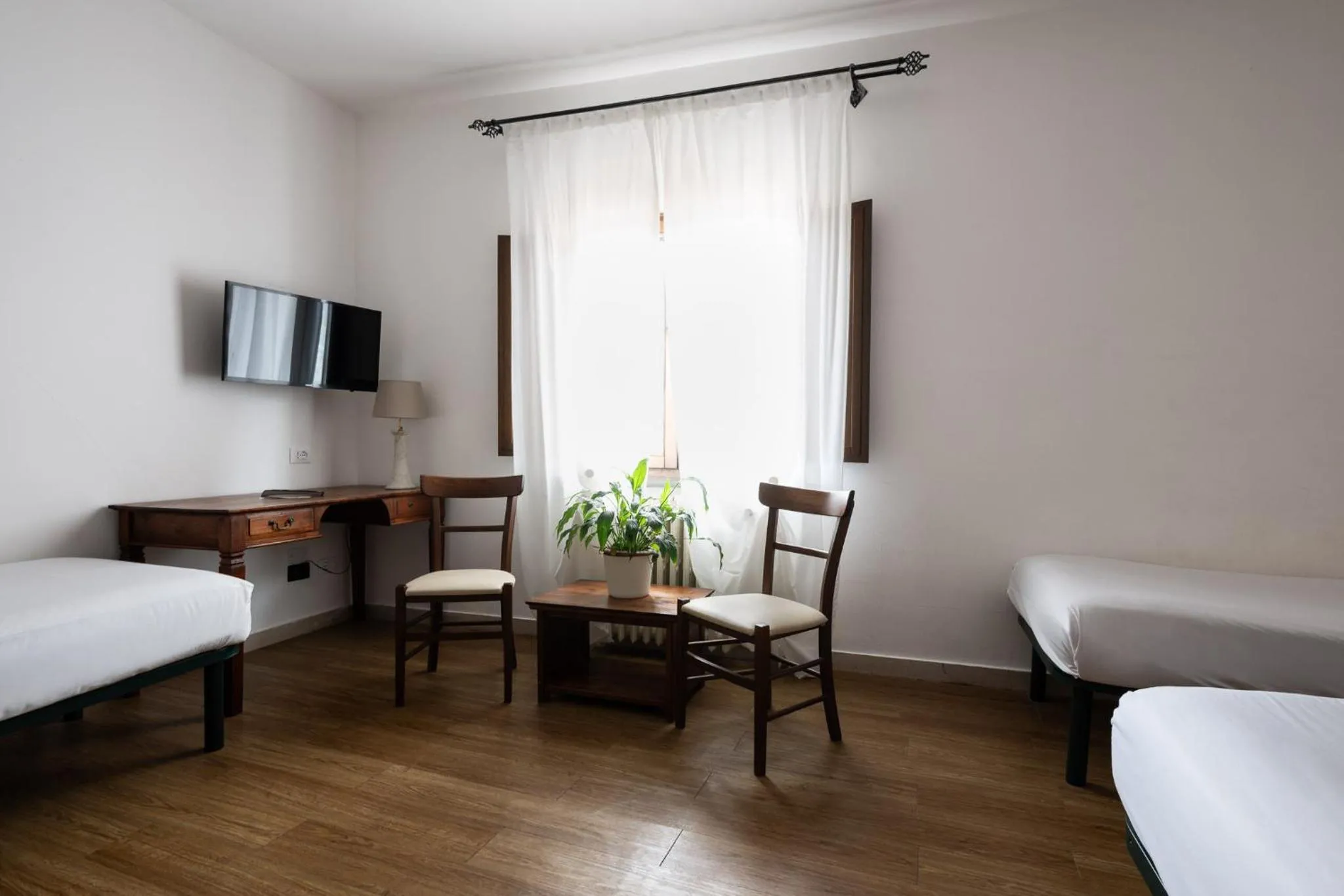 Bedroom, Bed in Hotel Verdi Pisa