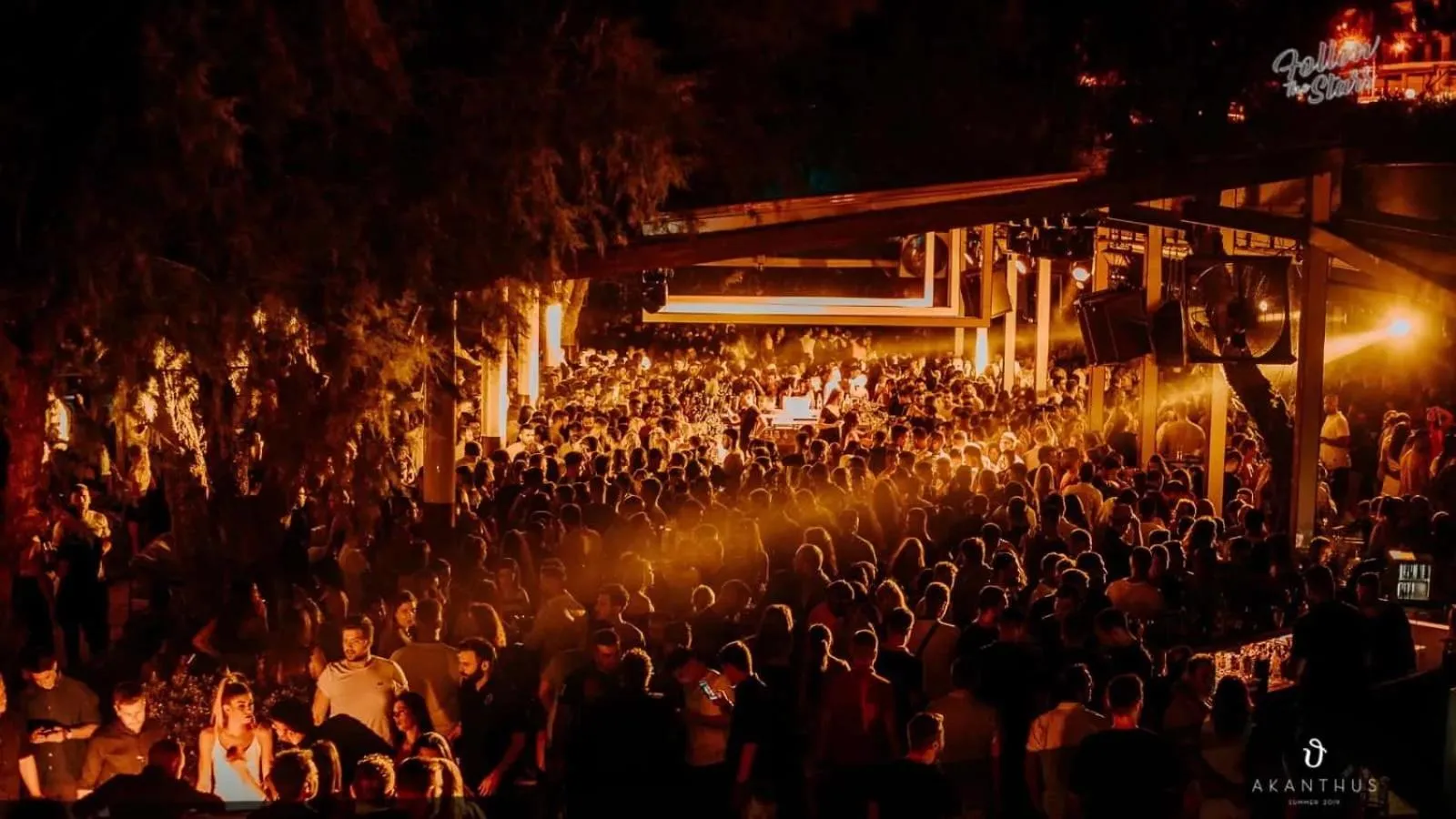 Evening entertainment in Xcite Hotel Salem