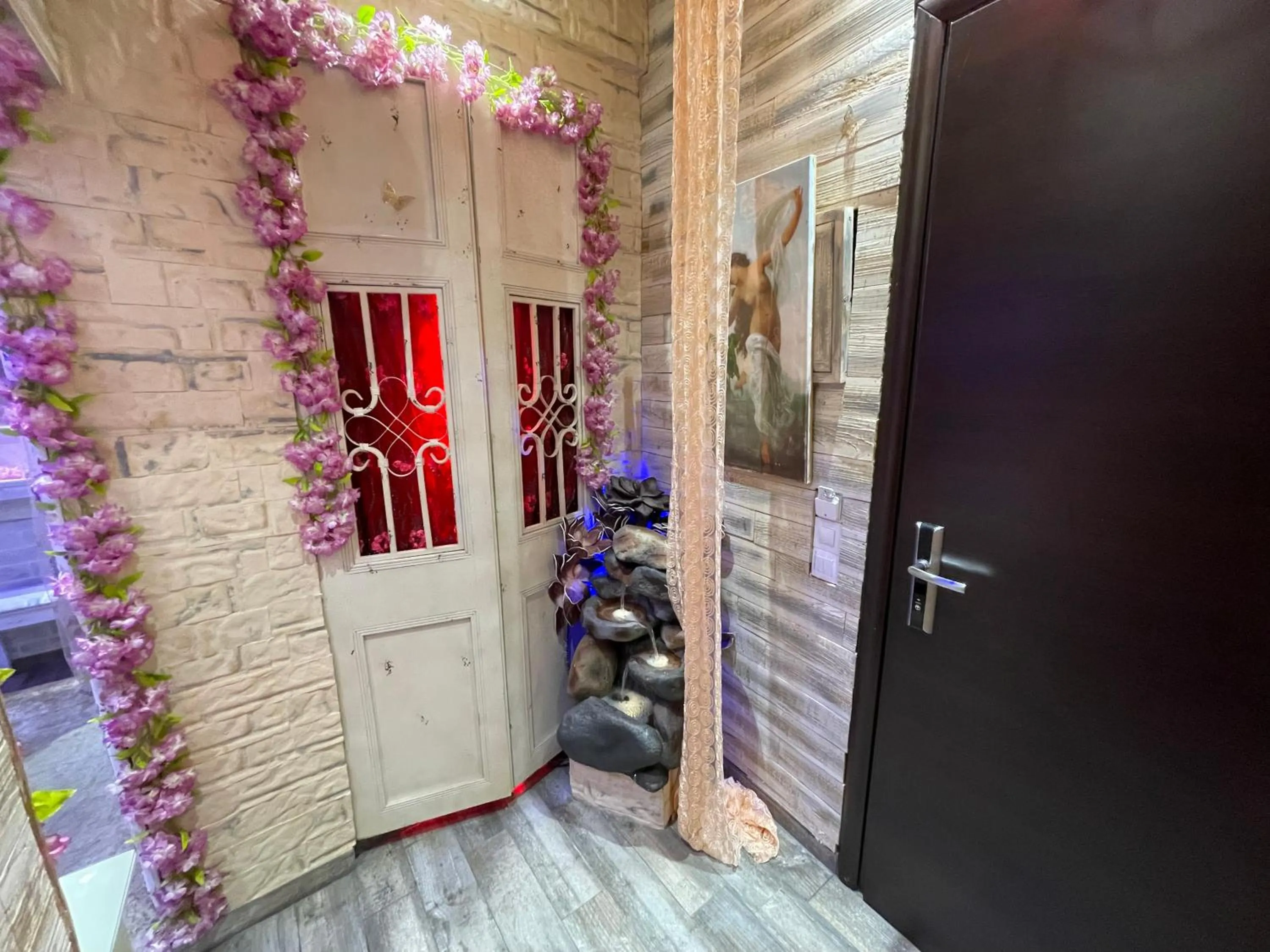 Decorative detail in Xcite Hotel Salem