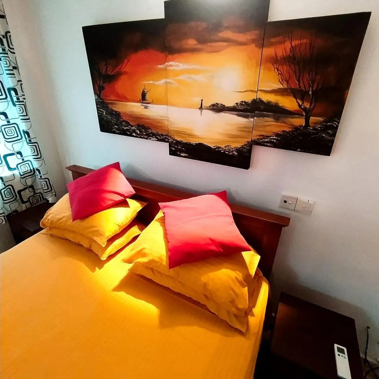 Bed in OYO 459 Barasti beach resort
